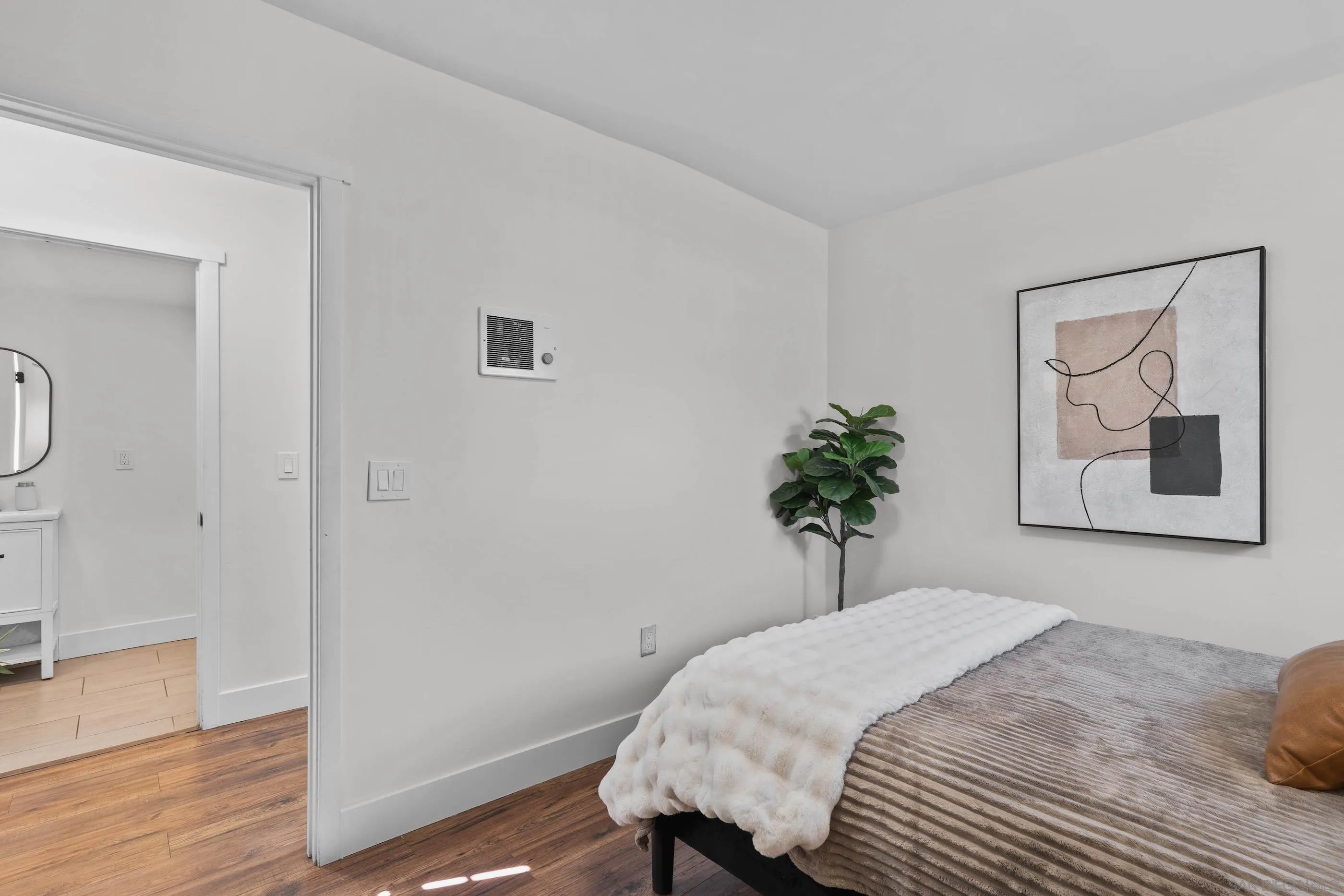 https://cdn.realtyfeed.com/cdn/127/250041117/3ce6b85d841e133f15bda704f90a183a.webp