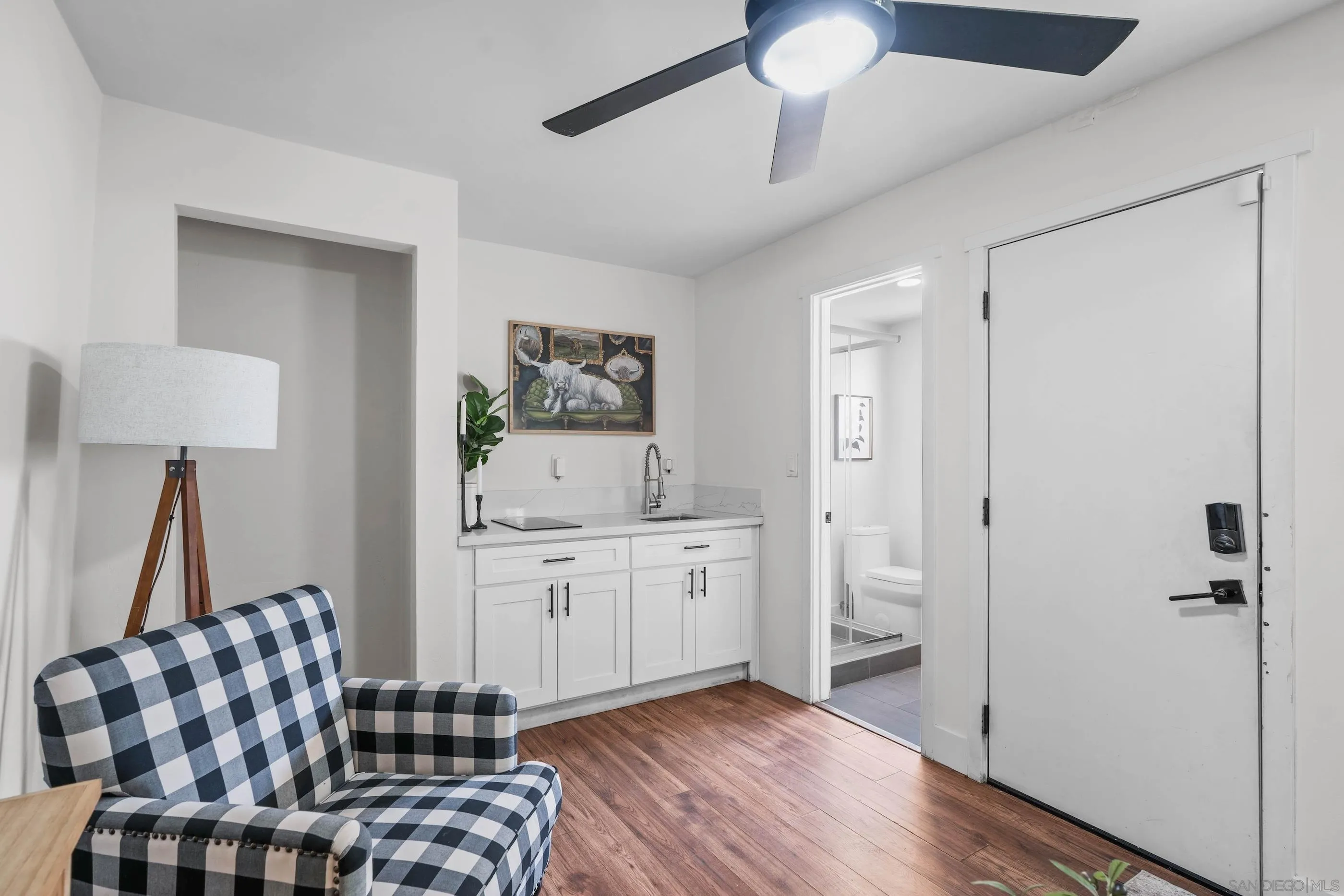 https://cdn.realtyfeed.com/cdn/127/250041117/9ee0dafde13de804b4ce77e8e9047888.webp