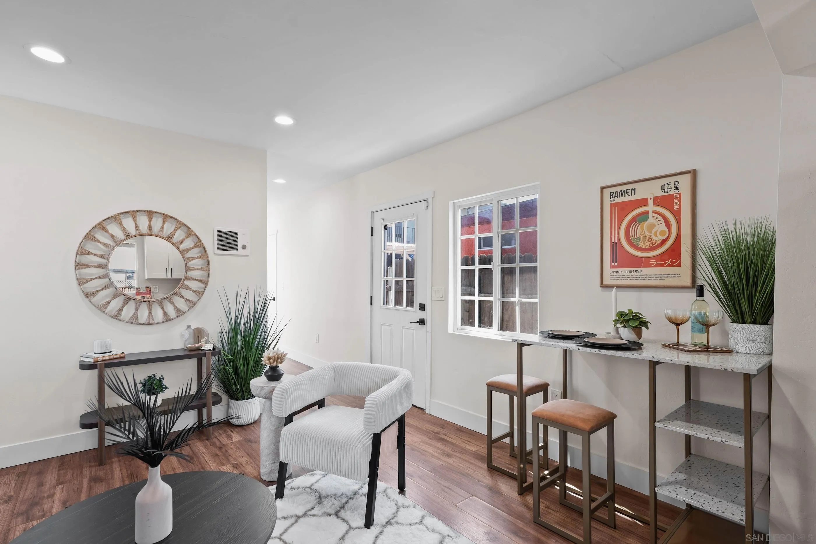 https://cdn.realtyfeed.com/cdn/127/250041117/b5638de8c4be1a33729f935be65afdd2.webp