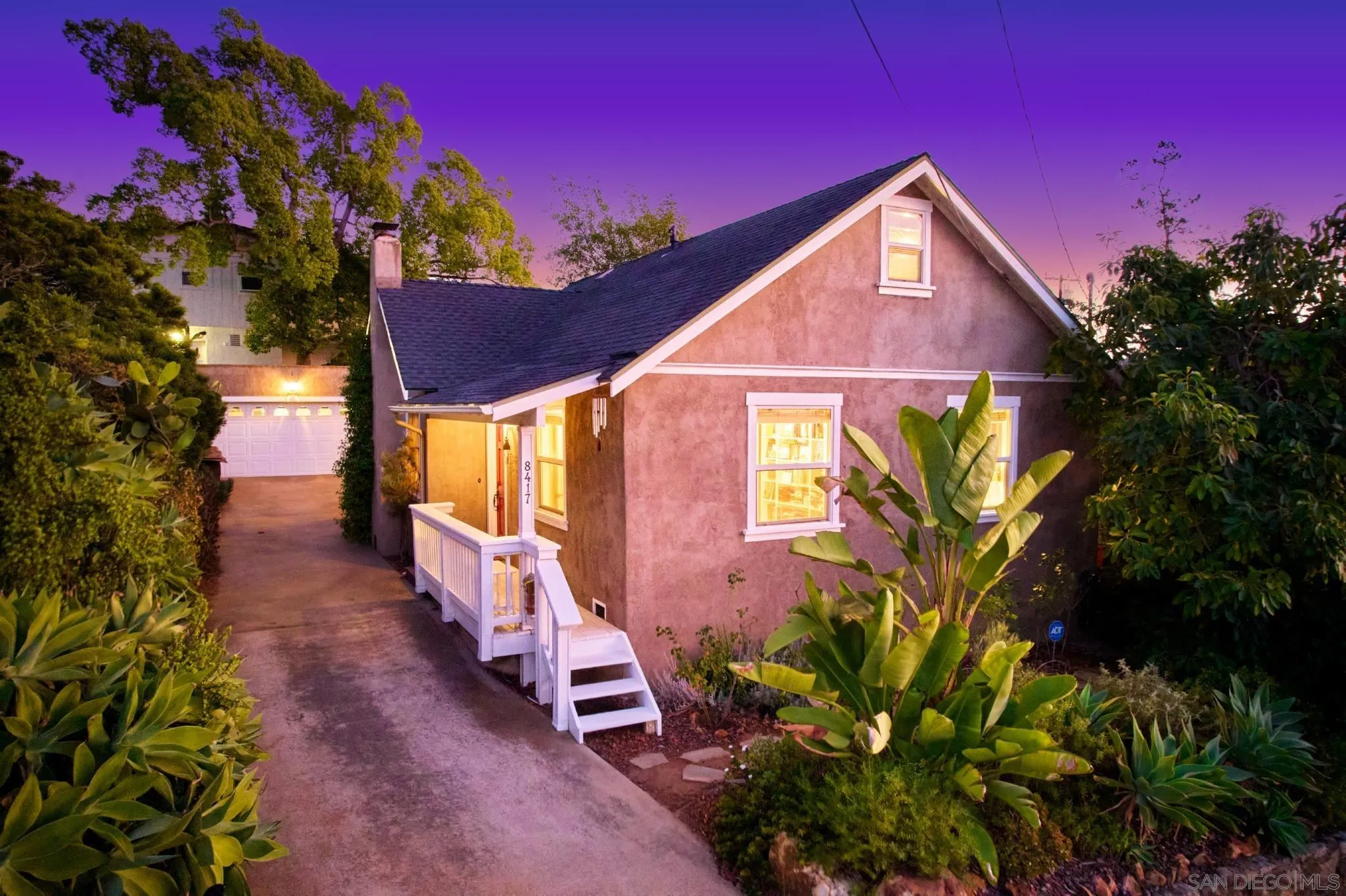 https://cdn.realtyfeed.com/cdn/127/250041119/4d644beab2c68e0de0d579113ba9504f.webp