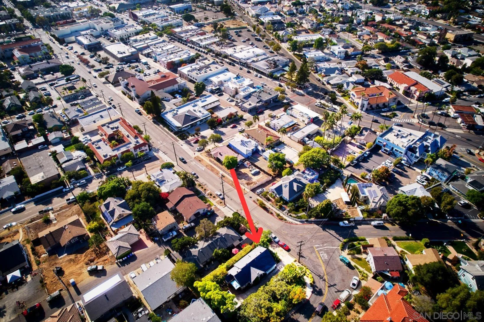 https://cdn.realtyfeed.com/cdn/127/250041119/7e2251315cef76449e76b024eb3ec986.webp