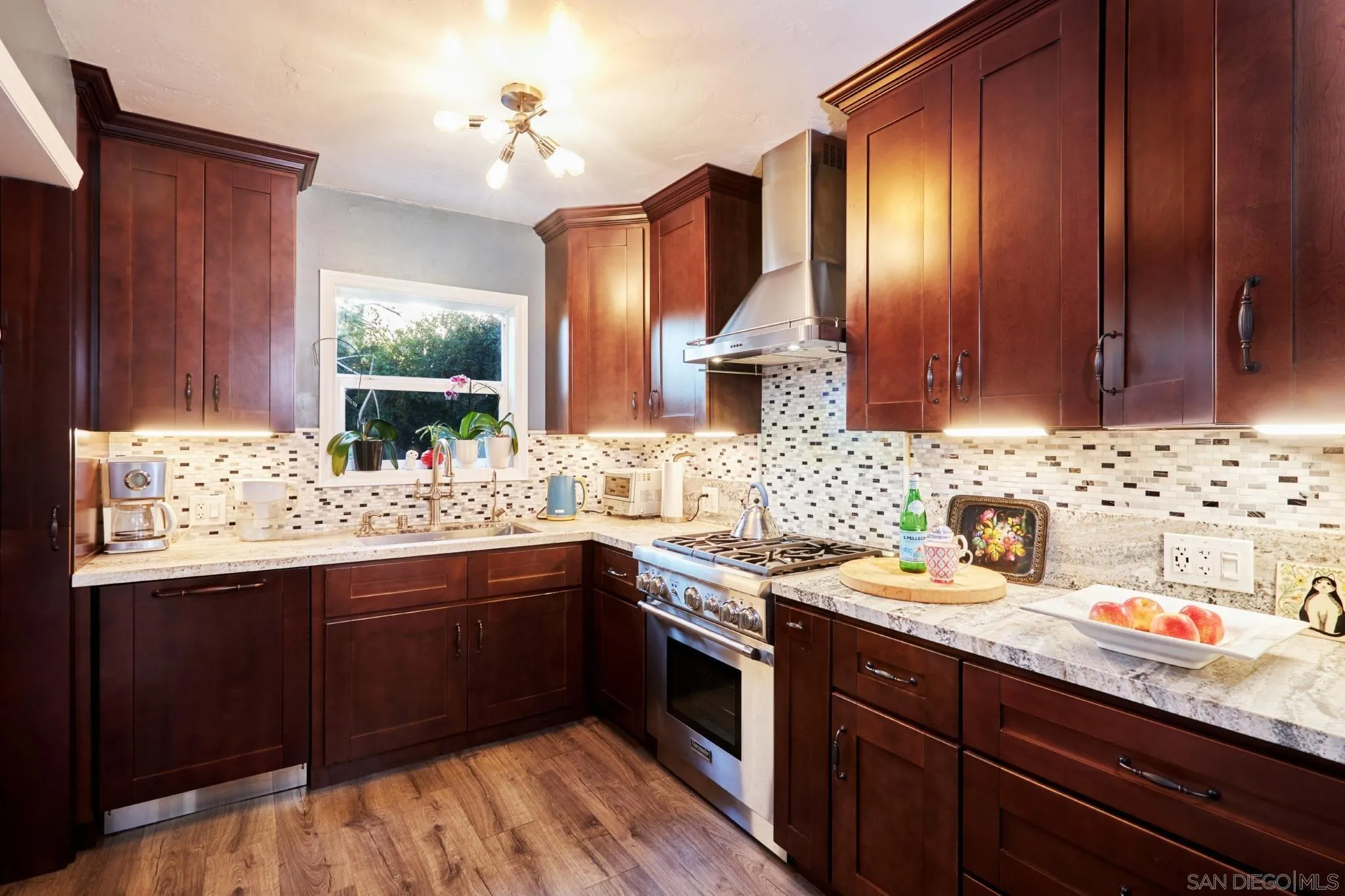 https://cdn.realtyfeed.com/cdn/127/250041119/f4864784b95f288601914c8aec14a8d7.webp