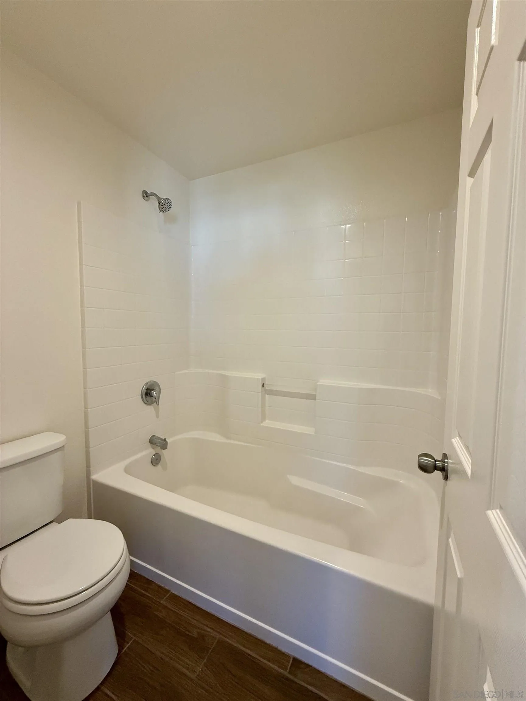 https://cdn.realtyfeed.com/cdn/127/250041121/89faa1c3c3ef0d40fce2cdc416c35a21.webp