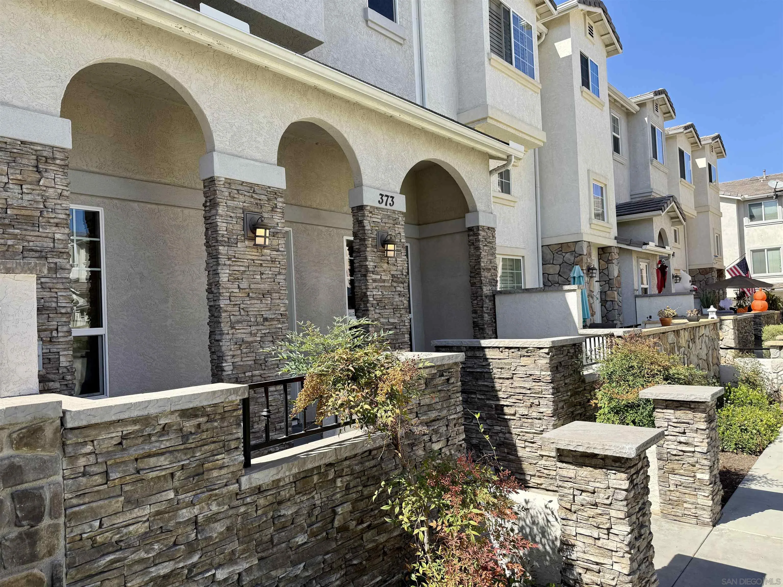 Photo #4: 250041121 Listing 
