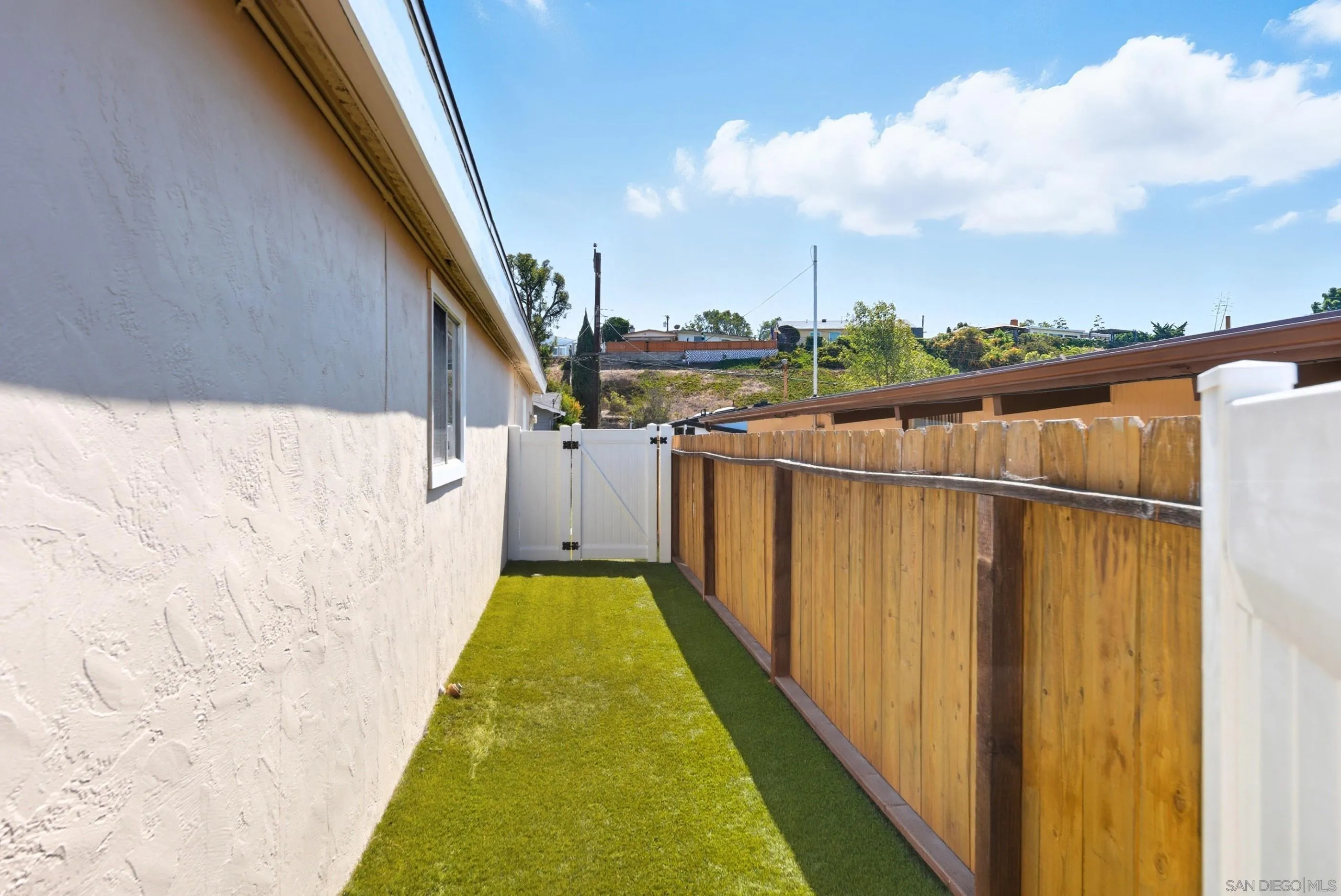 https://cdn.realtyfeed.com/cdn/127/250041122/4baa88a2ef8db76a069b09f897c7a68e.webp