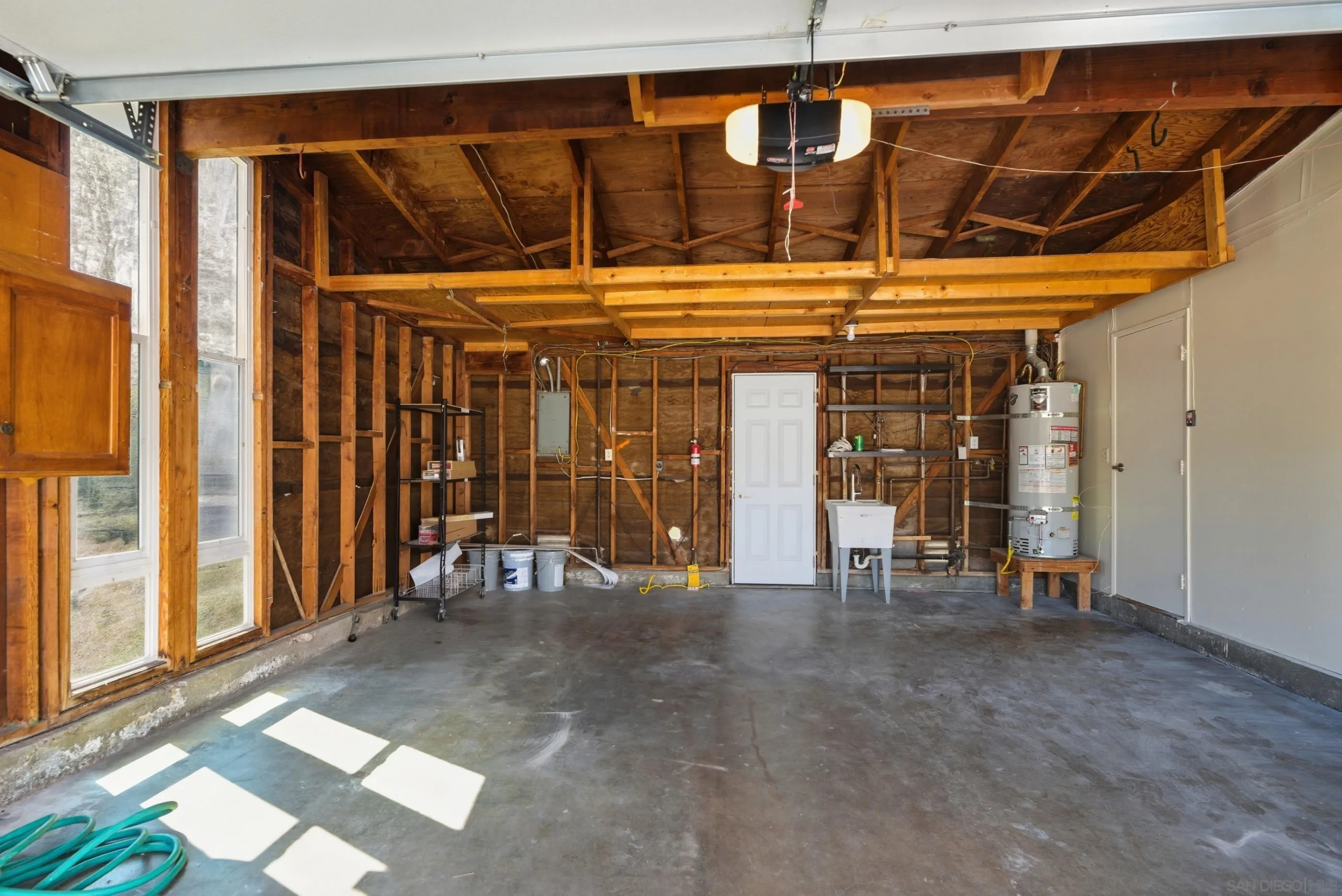 https://cdn.realtyfeed.com/cdn/127/250041122/a654fa863a4bcc6a8fdf020cced09763.webp