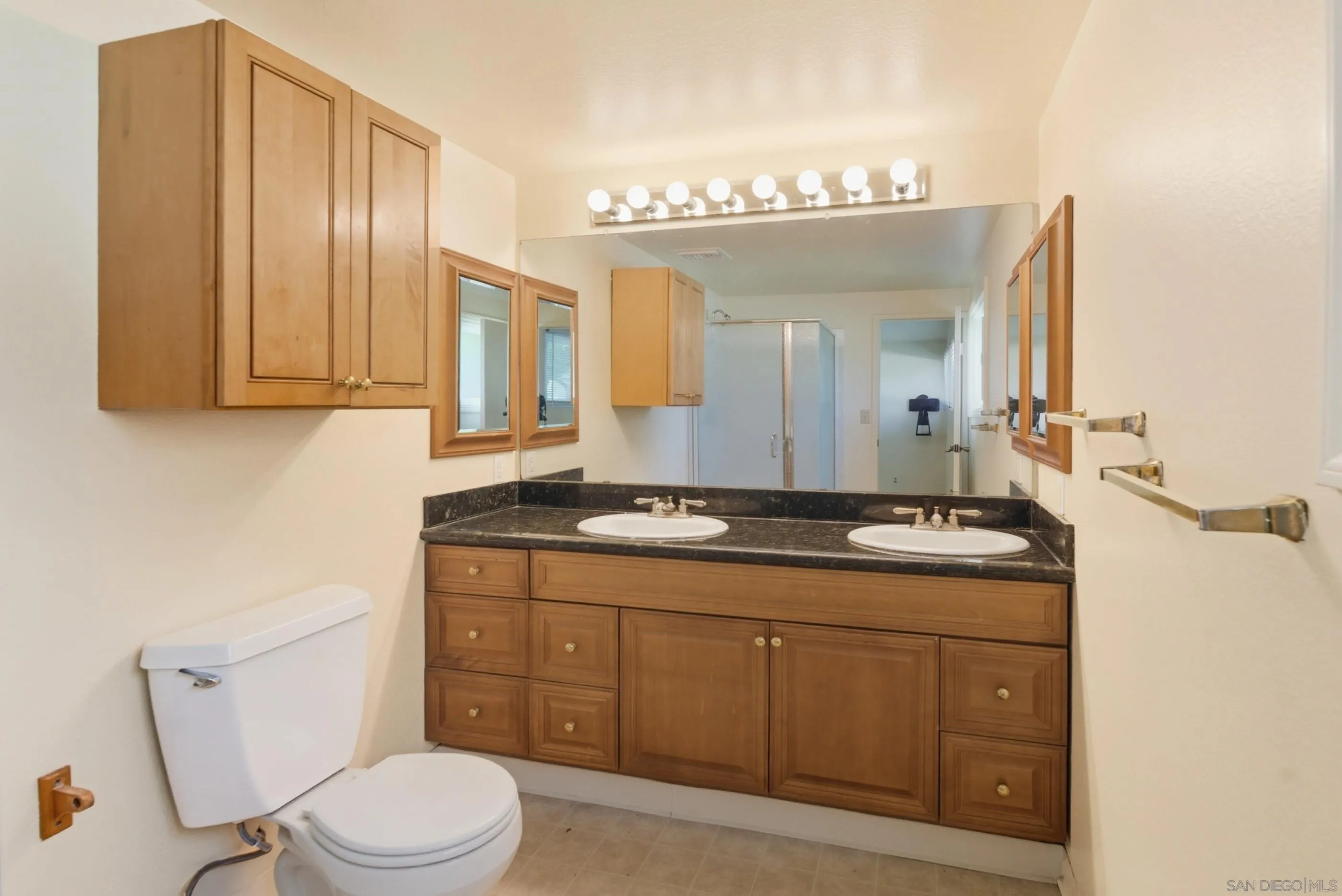 https://cdn.realtyfeed.com/cdn/127/250041122/aea309618aa940e95aa146b91a5dc26a.webp