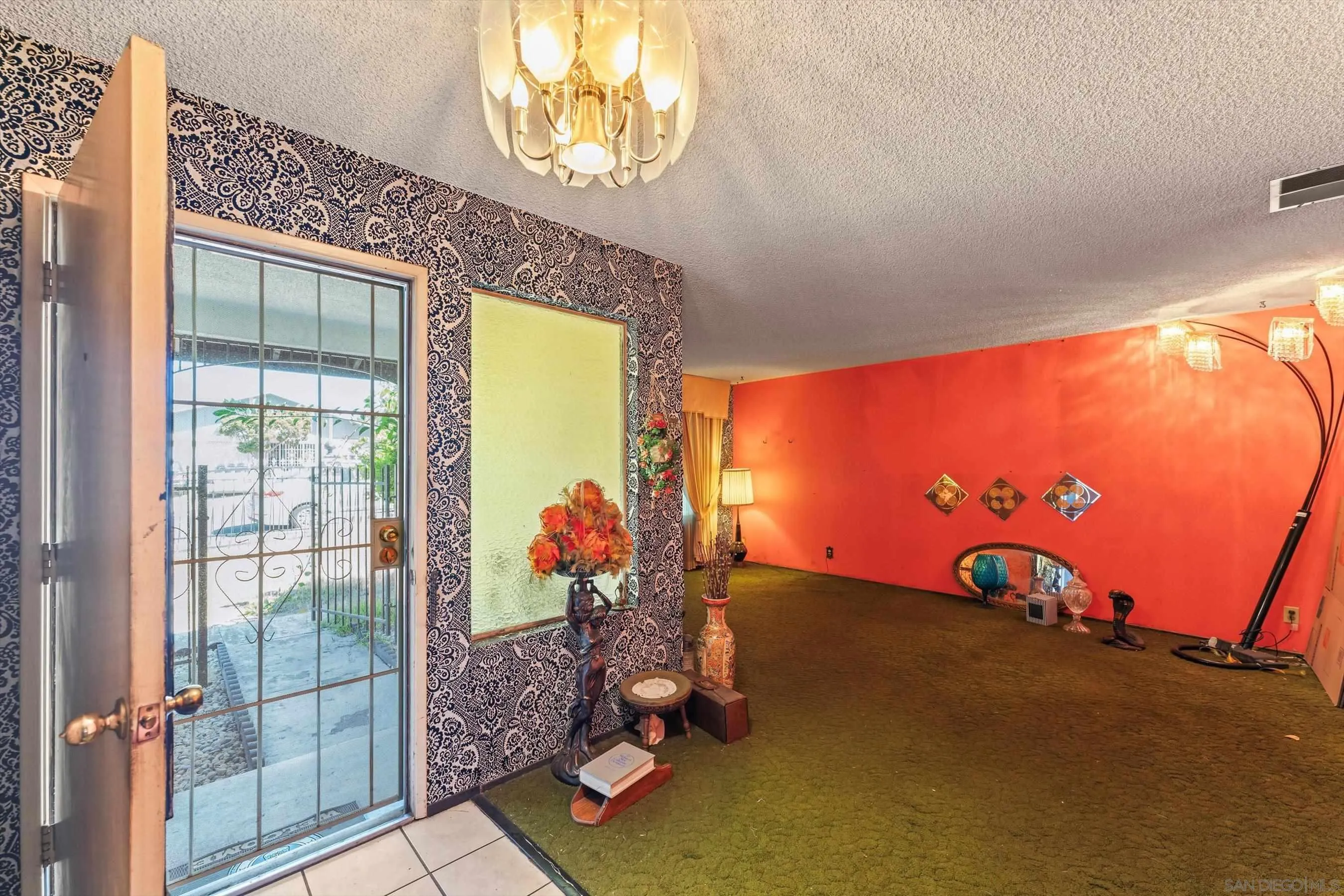 https://cdn.realtyfeed.com/cdn/127/250041128/215fddc1fc828e76fcd6d17077ada085.webp