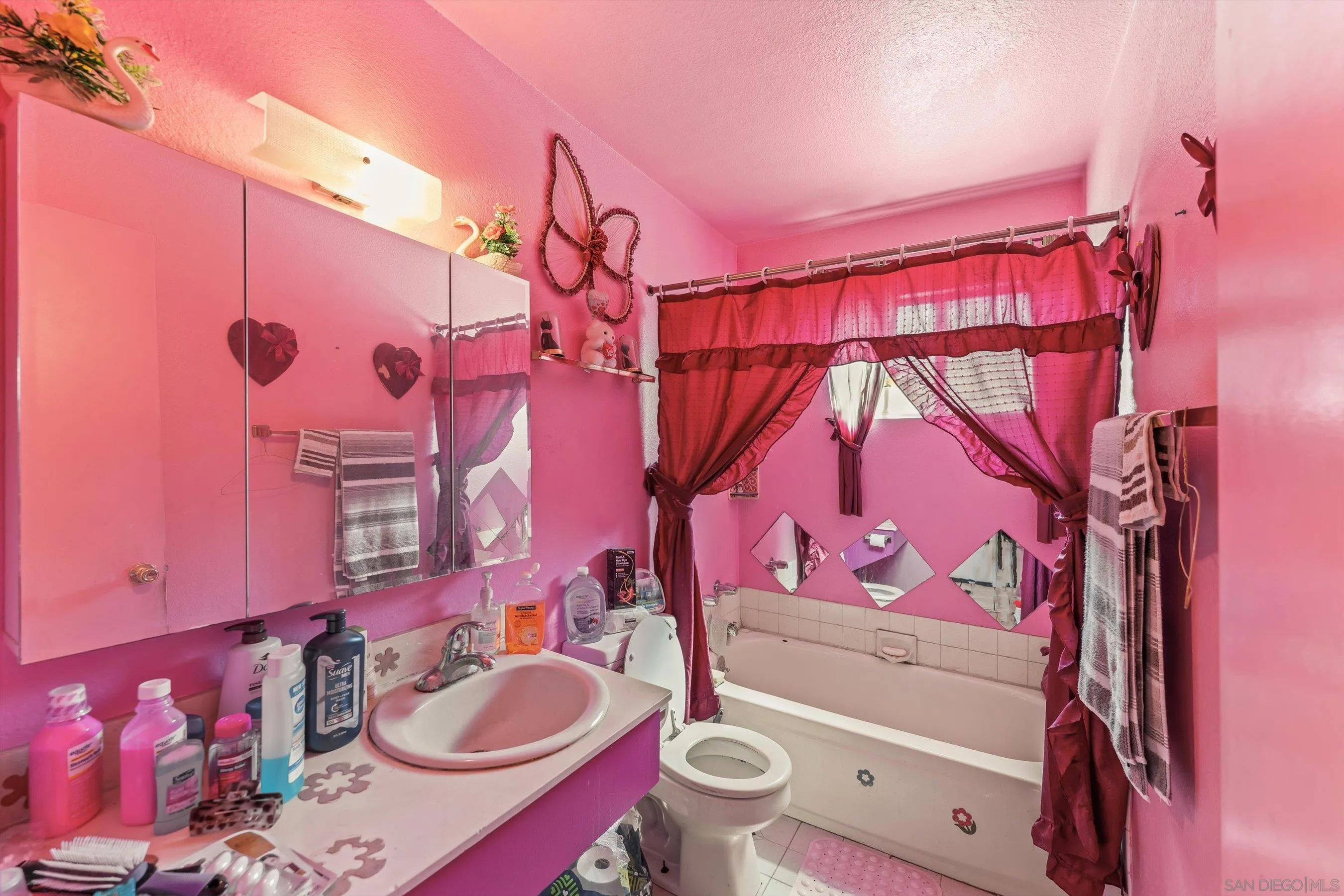 https://cdn.realtyfeed.com/cdn/127/250041128/610f771bcfaa499959f83eb80c938dc3.webp