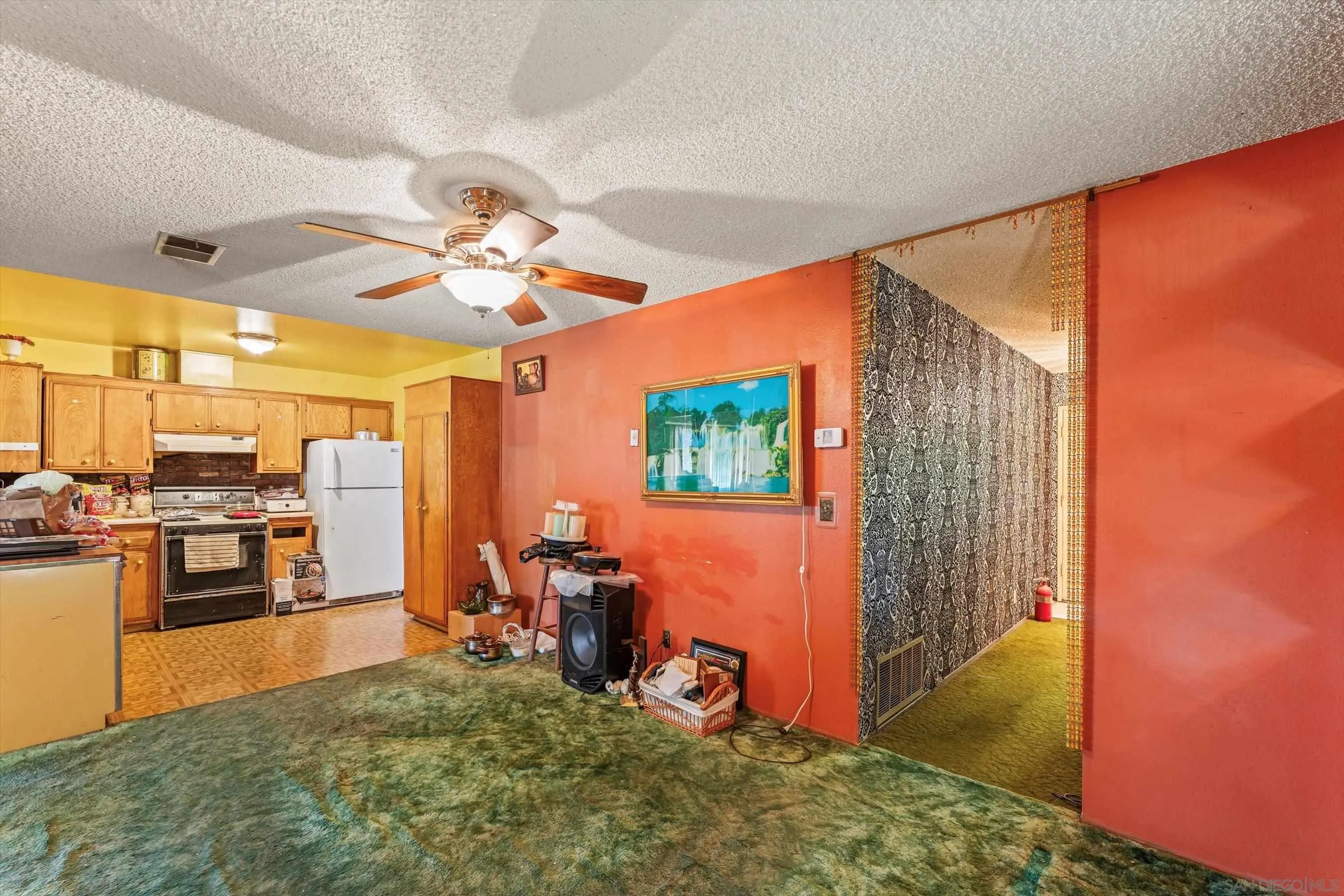 https://cdn.realtyfeed.com/cdn/127/250041128/bc1f582b03bef18090c7b81f4cd665de.webp