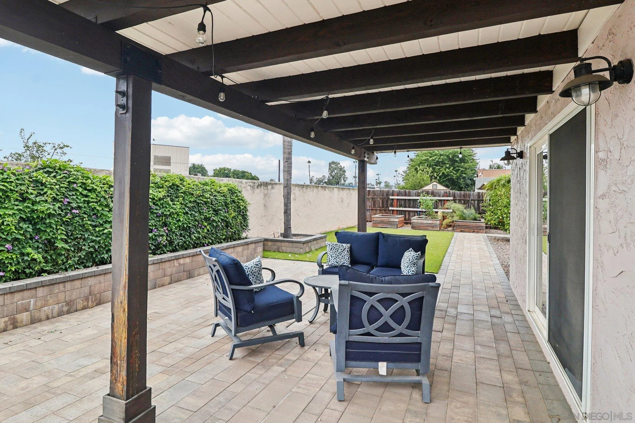 https://cdn.realtyfeed.com/cdn/127/250041129/2e65e168c2e9b2891ae332c58cc323d5.webp
