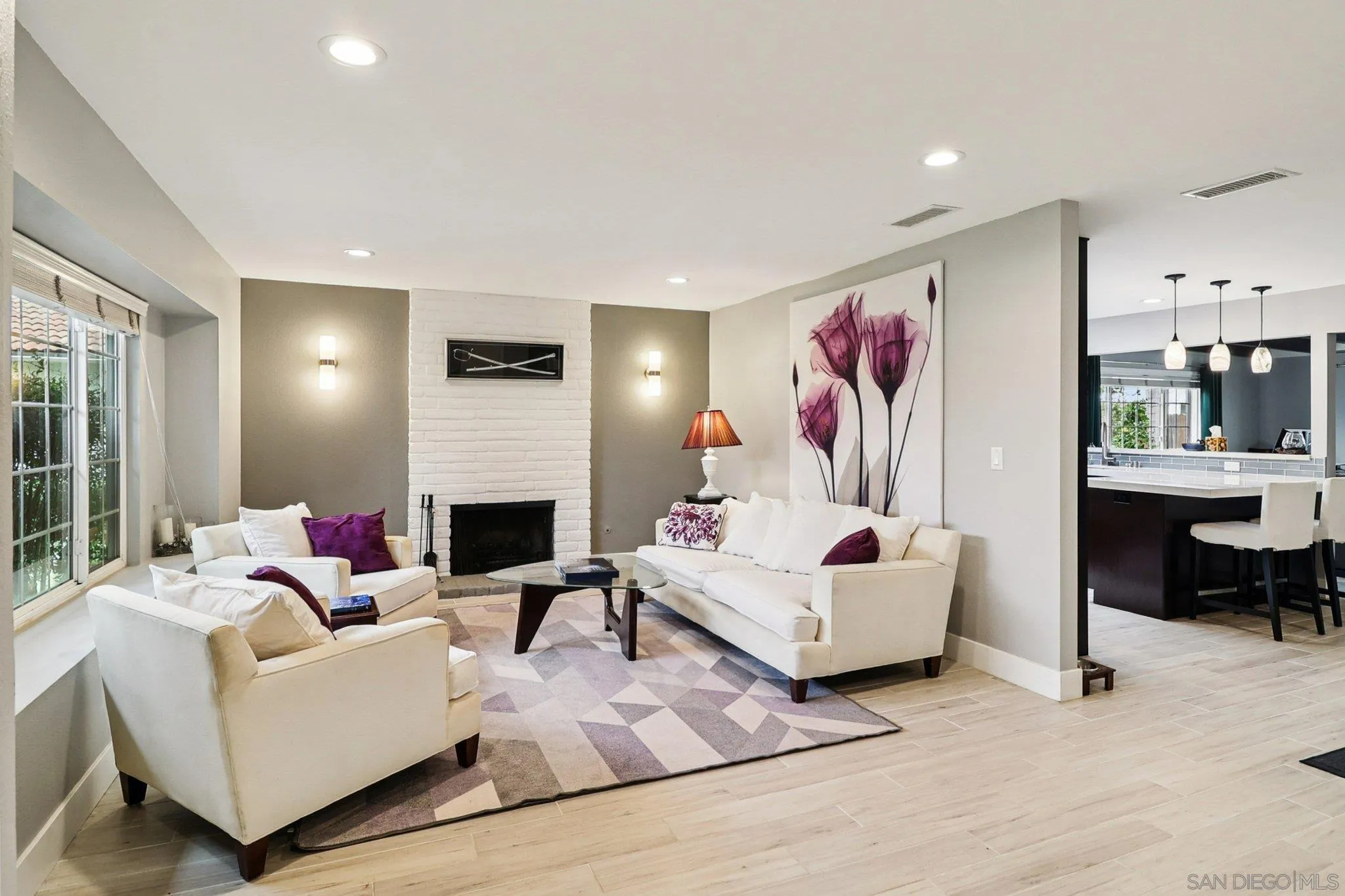 https://cdn.realtyfeed.com/cdn/127/250041129/44e3486f1fcfcdc0b3d45be97dadc87d.webp