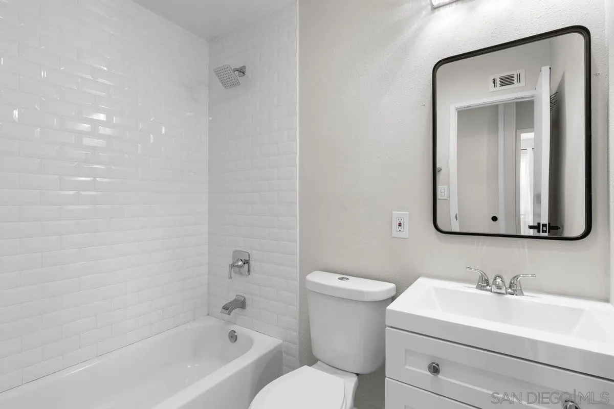 https://cdn.realtyfeed.com/cdn/127/250041134/14c8a0a59a19d284049d1465e99b9da3.webp