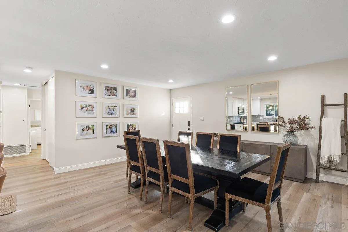 https://cdn.realtyfeed.com/cdn/127/250041134/f1395a09dc91cf7e3f2e54bffd79c6fd.webp
