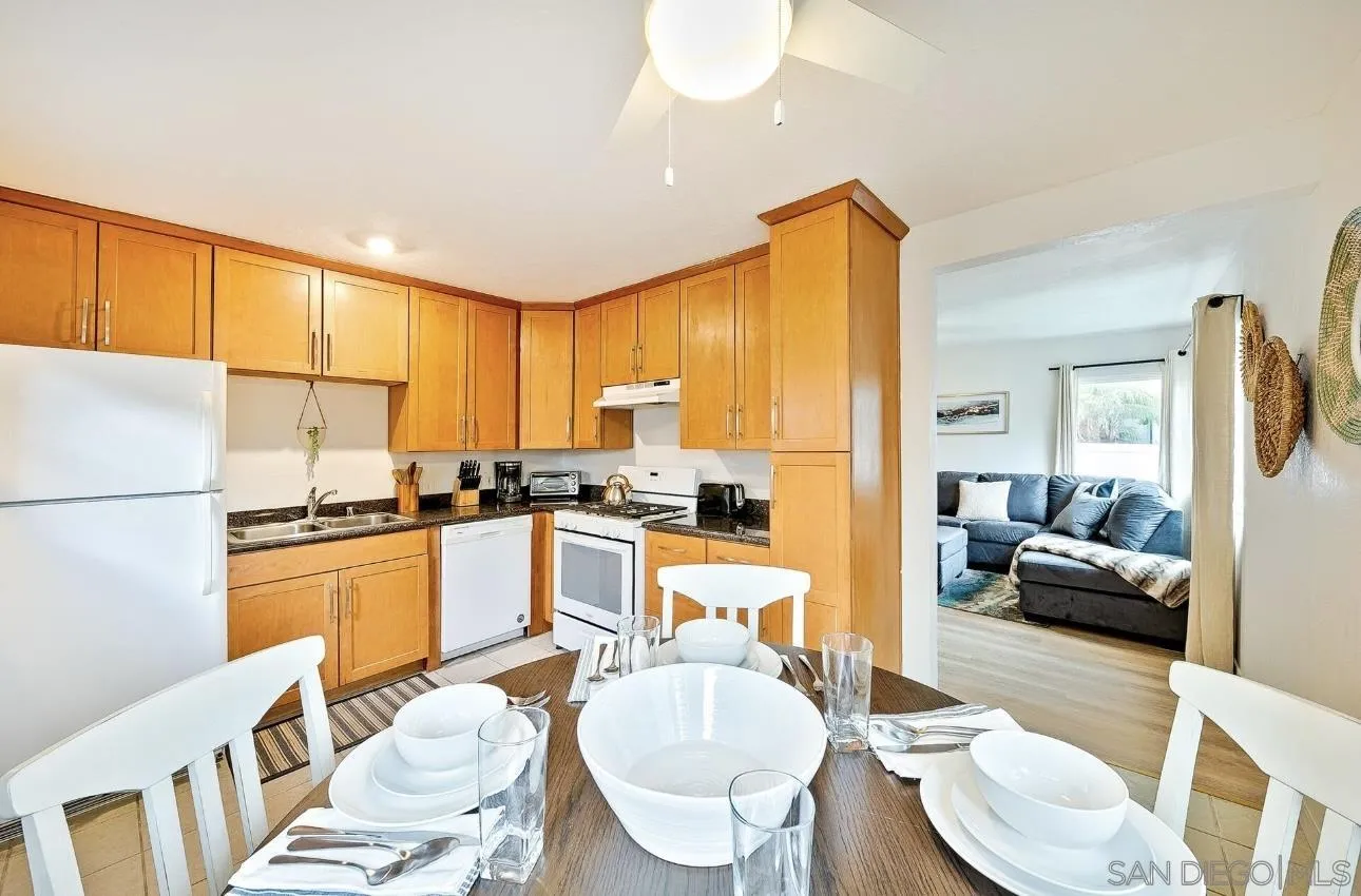 https://cdn.realtyfeed.com/cdn/127/250041143/1a4ac512a58bba3778aa3e60f16c0d50.webp