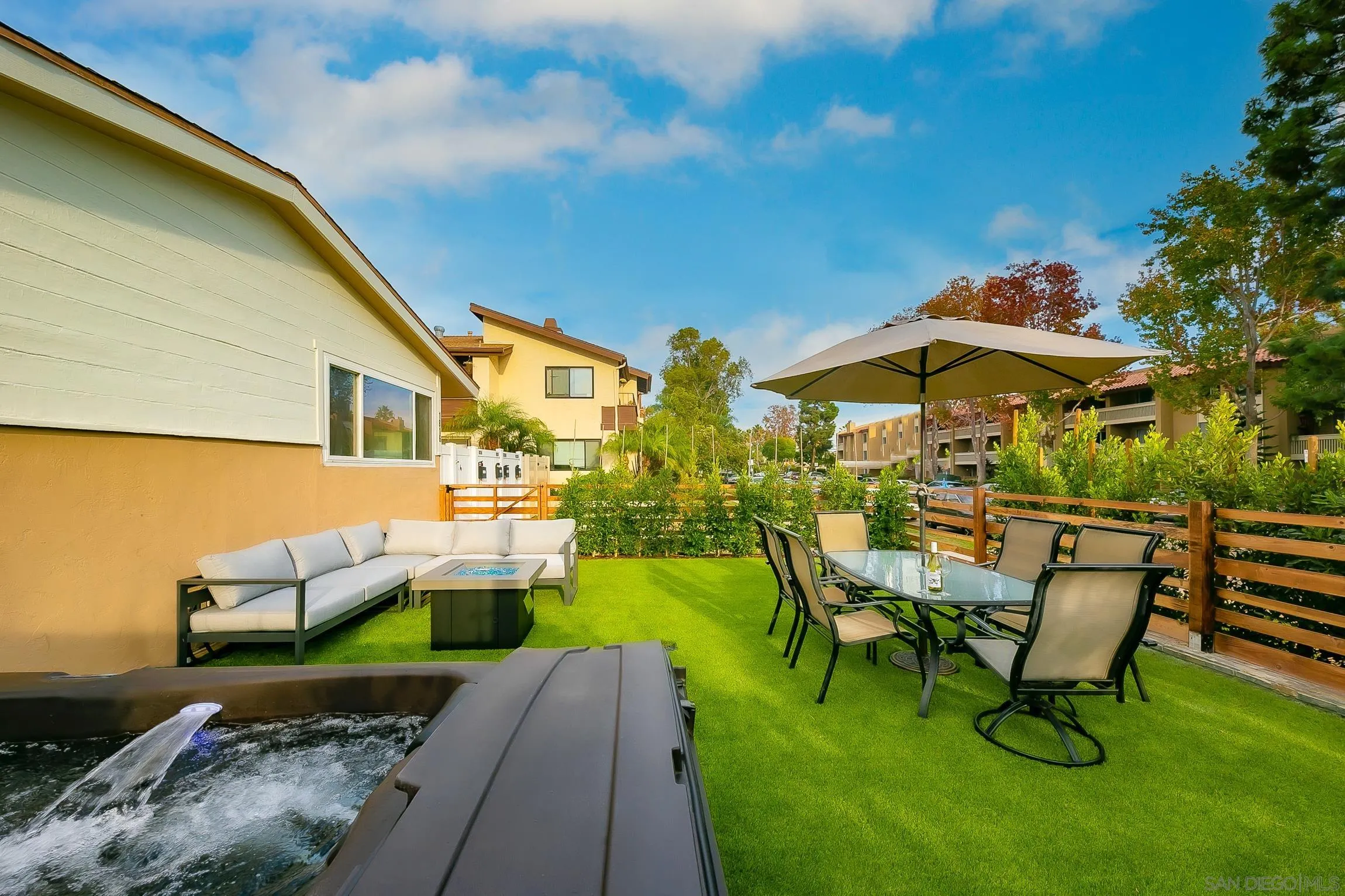 https://cdn.realtyfeed.com/cdn/127/250041143/67875696b2b980eeacf1434abe1ec9d5.webp