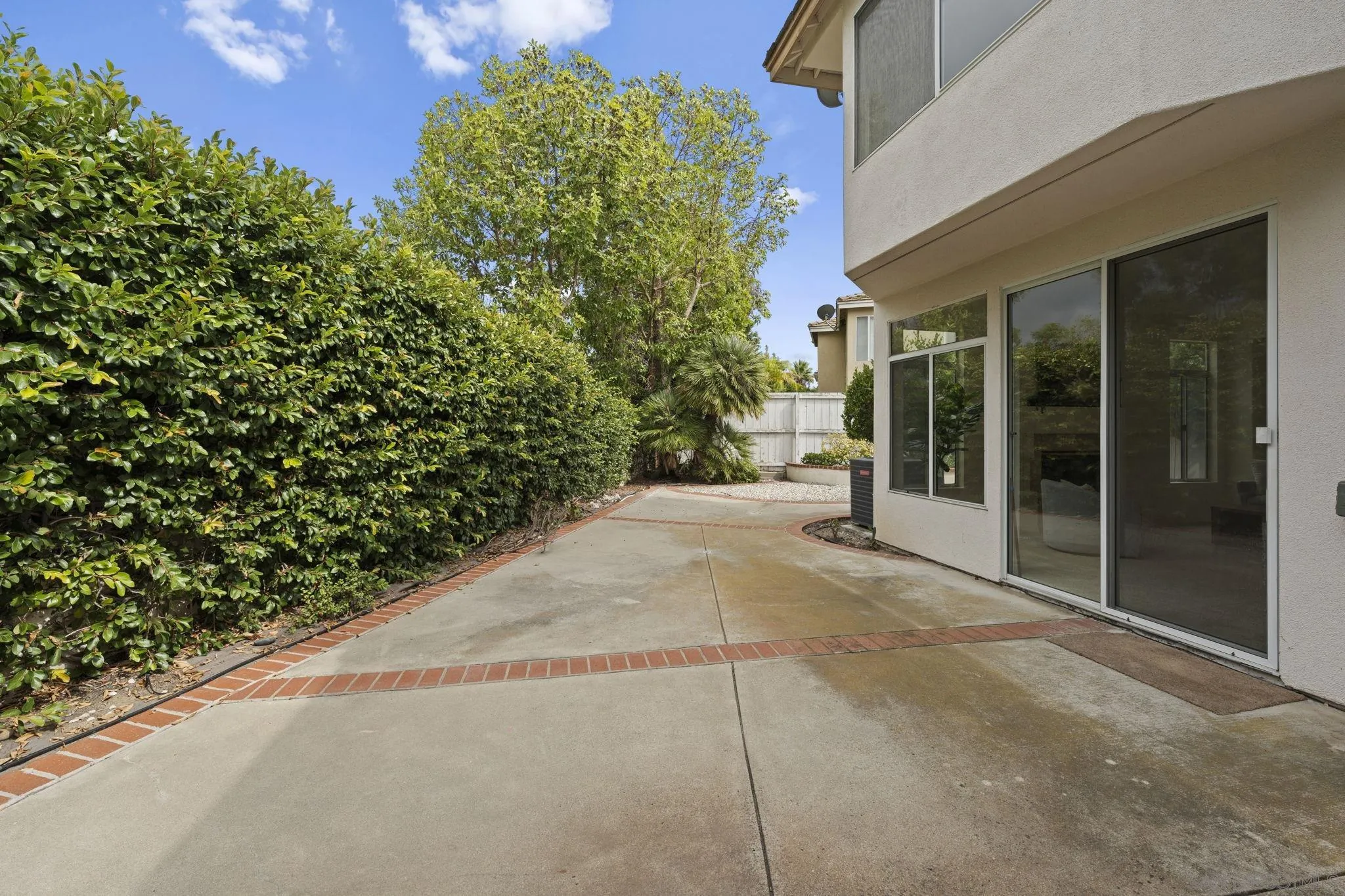 https://cdn.realtyfeed.com/cdn/127/250041152/d773105be28e1c5ff4bfe434ec6d8f04.webp