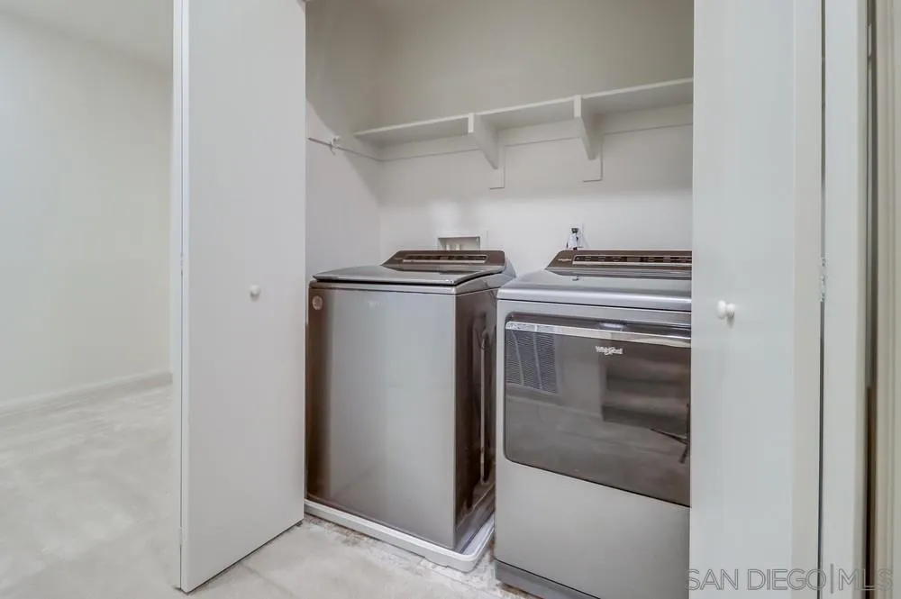 https://cdn.realtyfeed.com/cdn/127/250041155/090c861e283ecadb78142db0480a40c7.webp