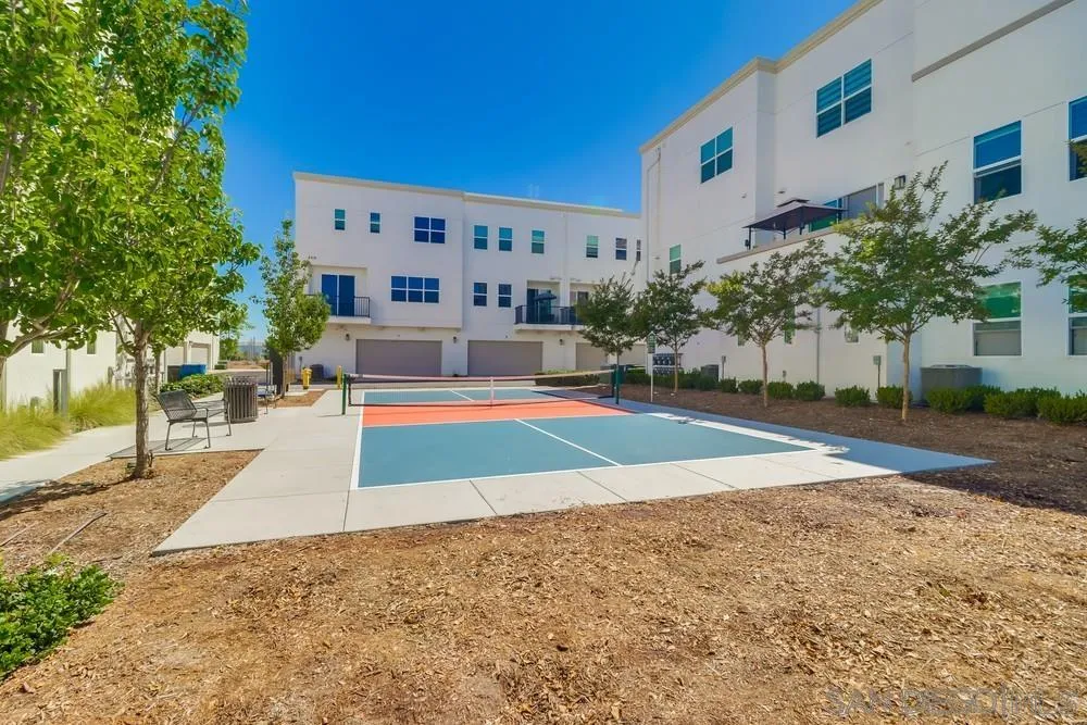 https://cdn.realtyfeed.com/cdn/127/250041155/8c9d3e95212c21c6046386af76d34950.webp
