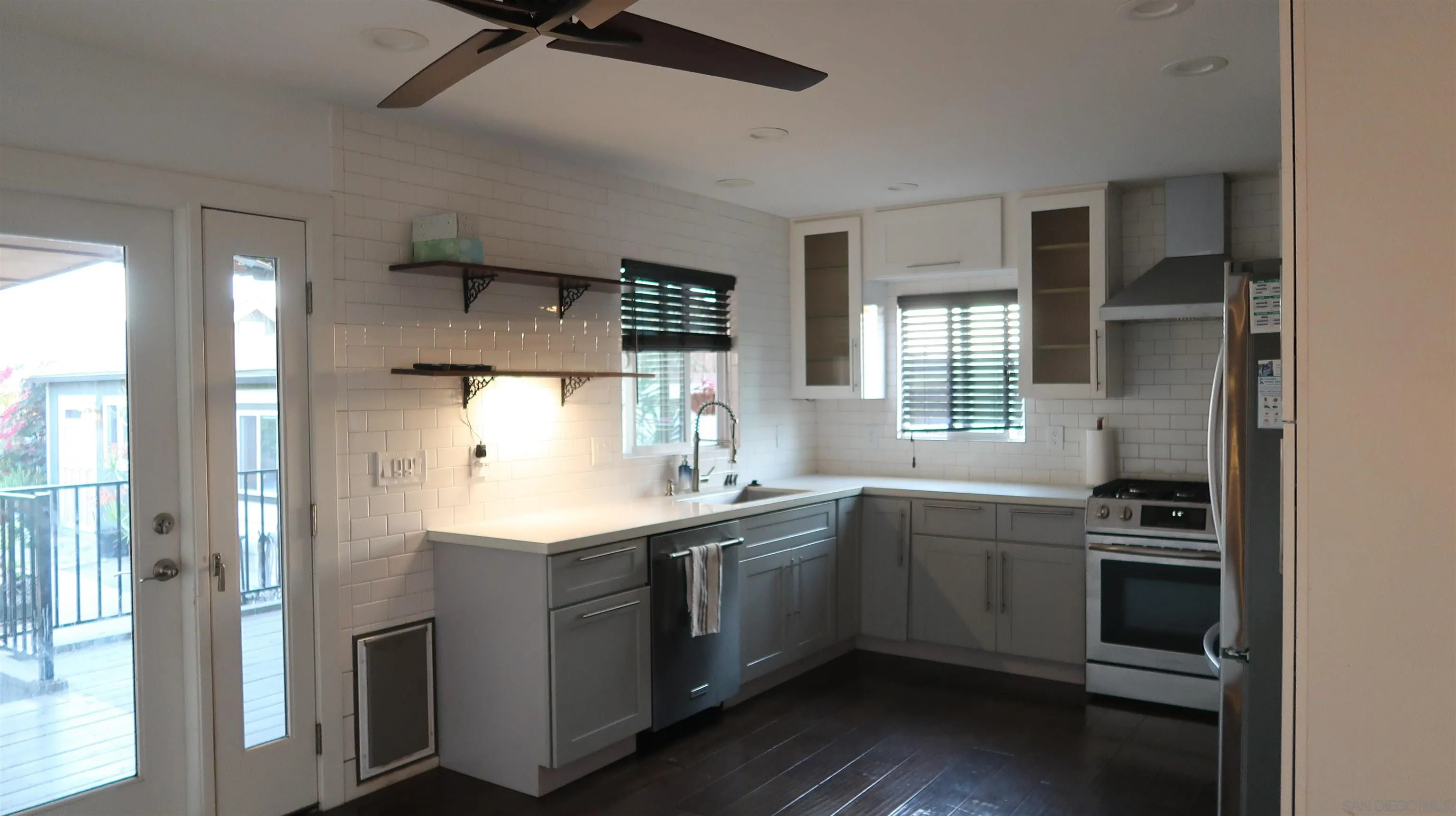 https://cdn.realtyfeed.com/cdn/127/250041157/e95e9029131e2bb4c929080652a4b16b.webp