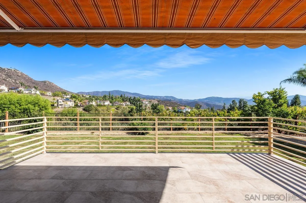 https://cdn.realtyfeed.com/cdn/127/250041158/3c7a1178b427d7cc7fea1deb81f67b72.webp