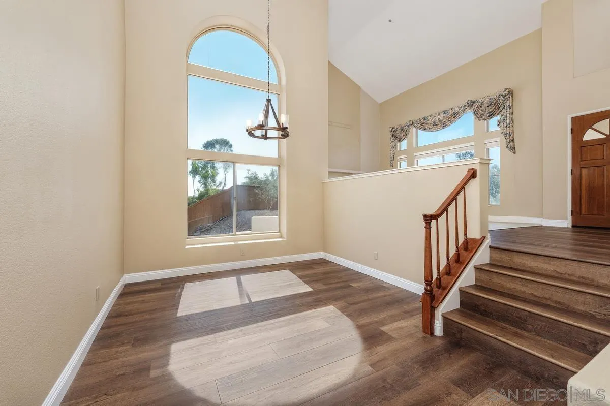 https://cdn.realtyfeed.com/cdn/127/250041158/ffecdb8ca5d9ed57325784a62c73d117.webp