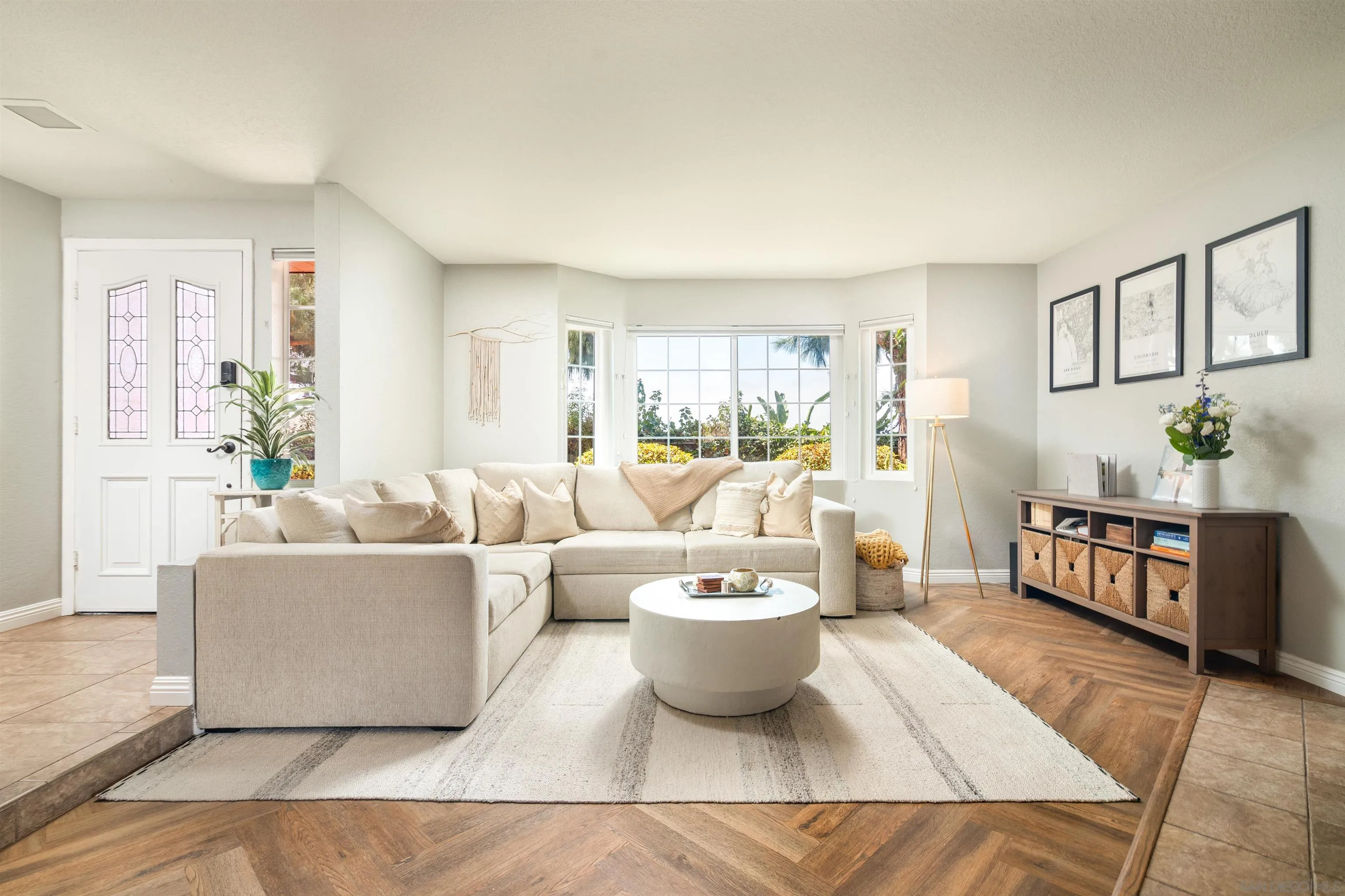 Photo #2: 250041159 Listing 