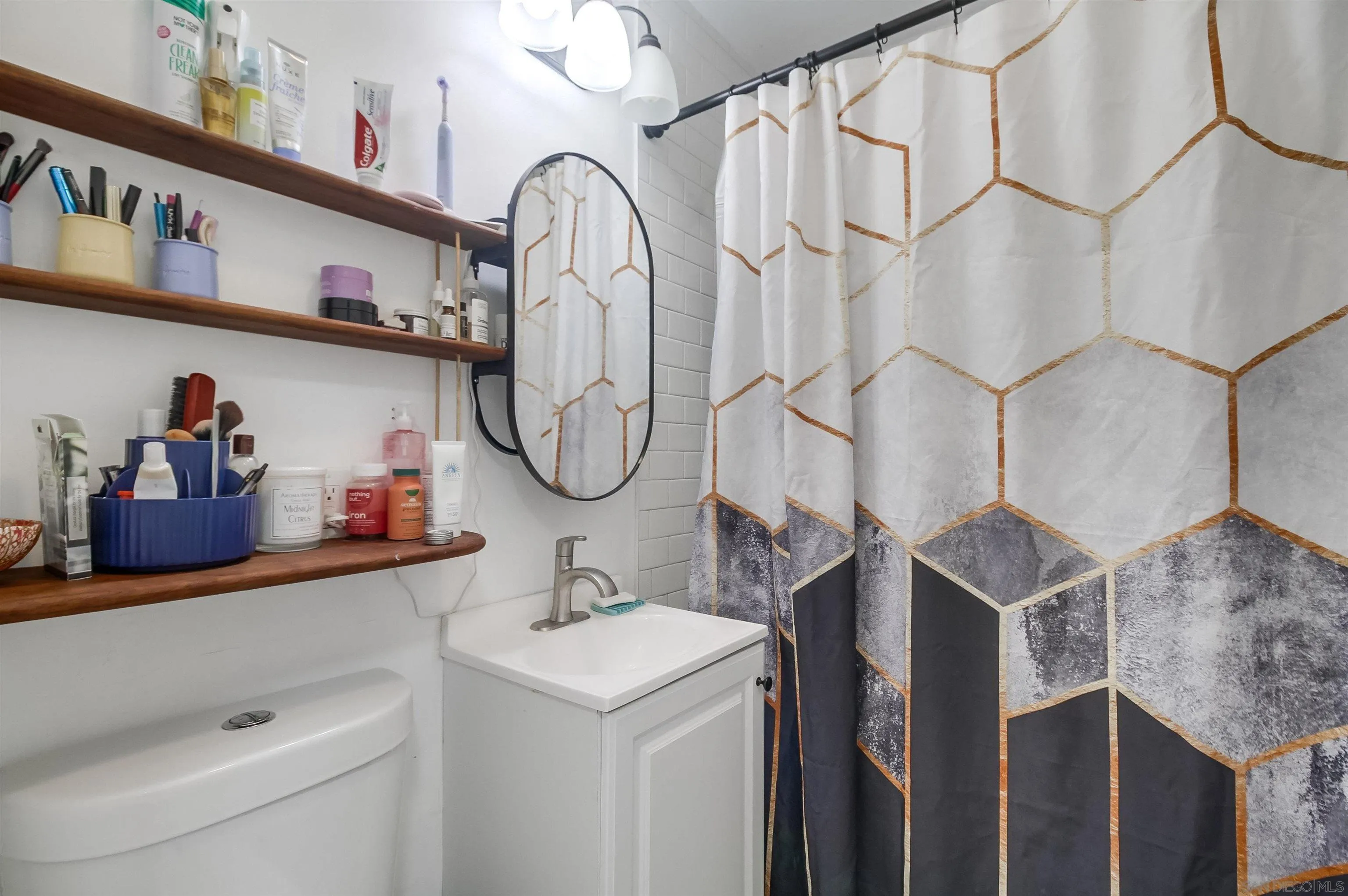 https://cdn.realtyfeed.com/cdn/127/250041163/e5b950b73984bcb8ee6894954d03ea0c.webp