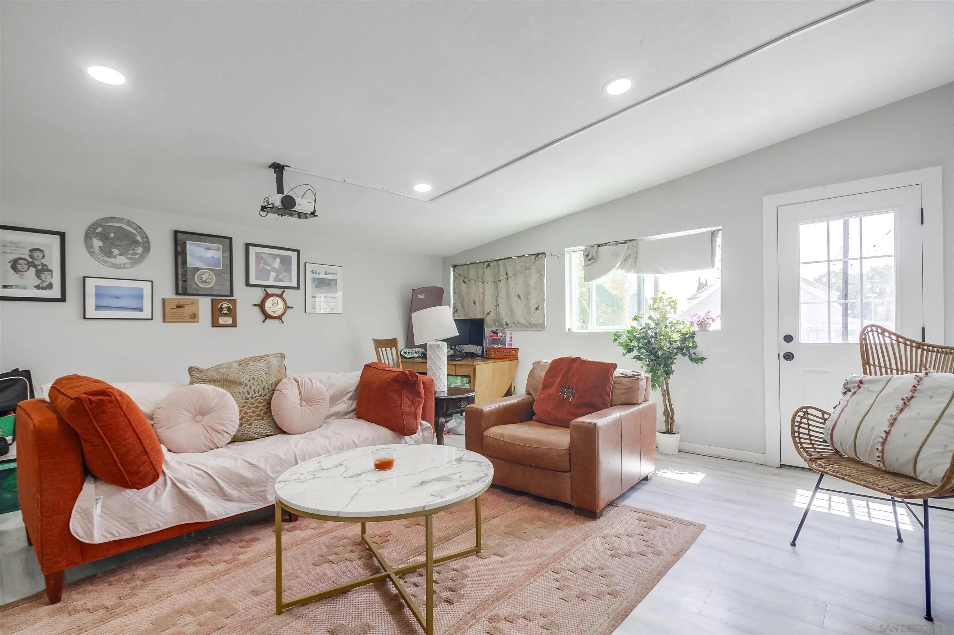 https://cdn.realtyfeed.com/cdn/127/250041163/f8e0e5f198c1ed9cc52a0e8d240c7a51.webp