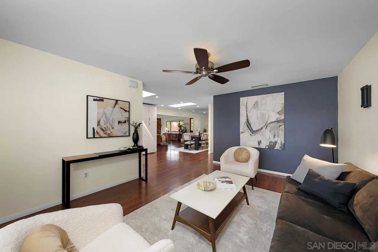 https://cdn.realtyfeed.com/cdn/127/250041164/9c0c04f1e49cc6fec0e218458b25c6e4.webp