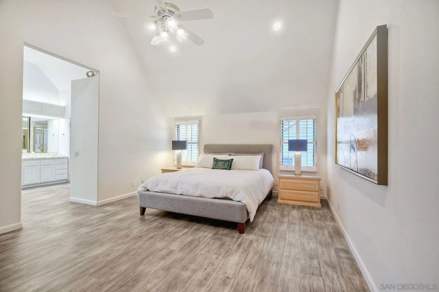https://cdn.realtyfeed.com/cdn/127/250041172/b2a92f57d105be23b08b695a3ca87ebe.webp