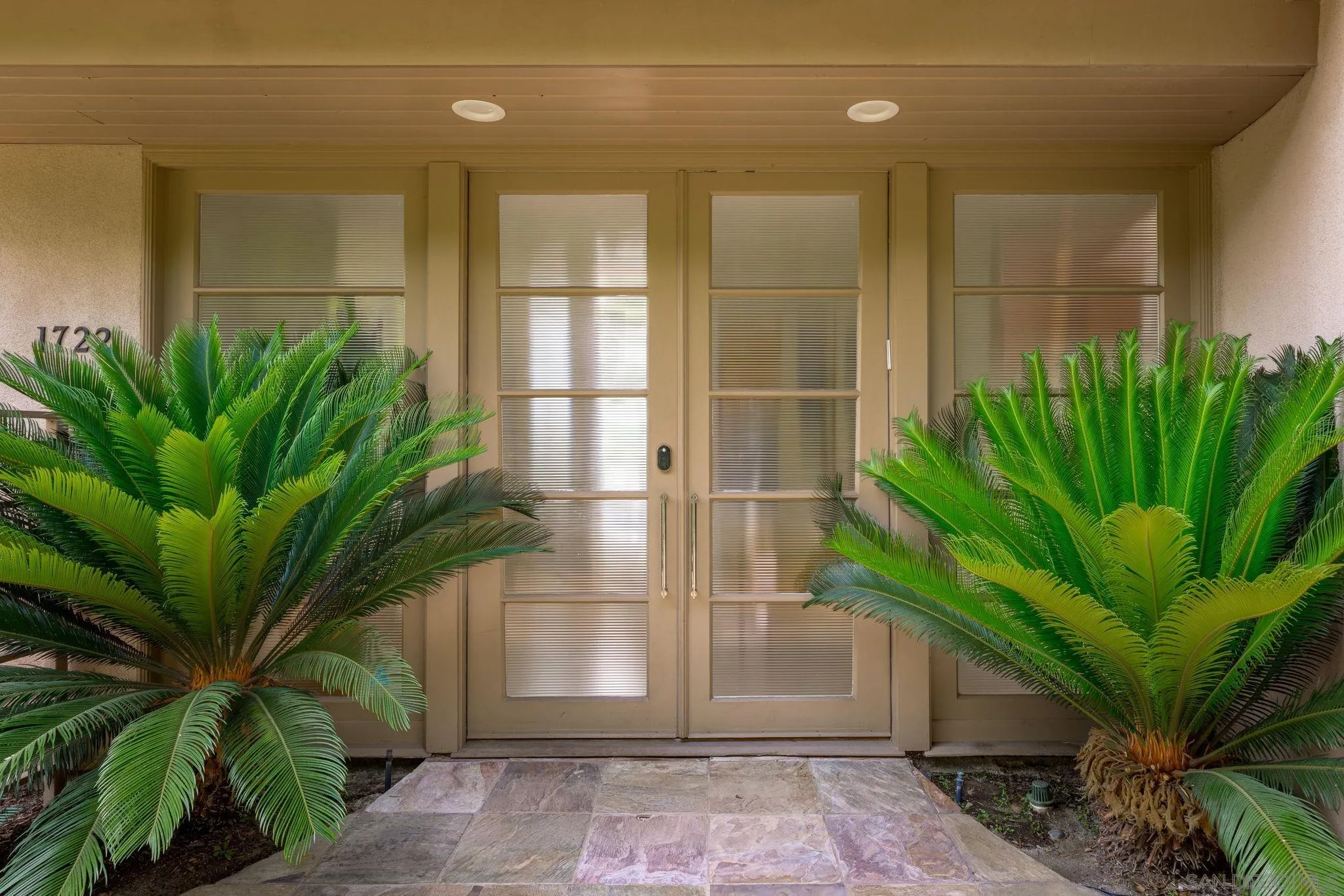 https://cdn.realtyfeed.com/cdn/127/250041174/f2144c3f0c98eaeebb6a912a0851c835.webp