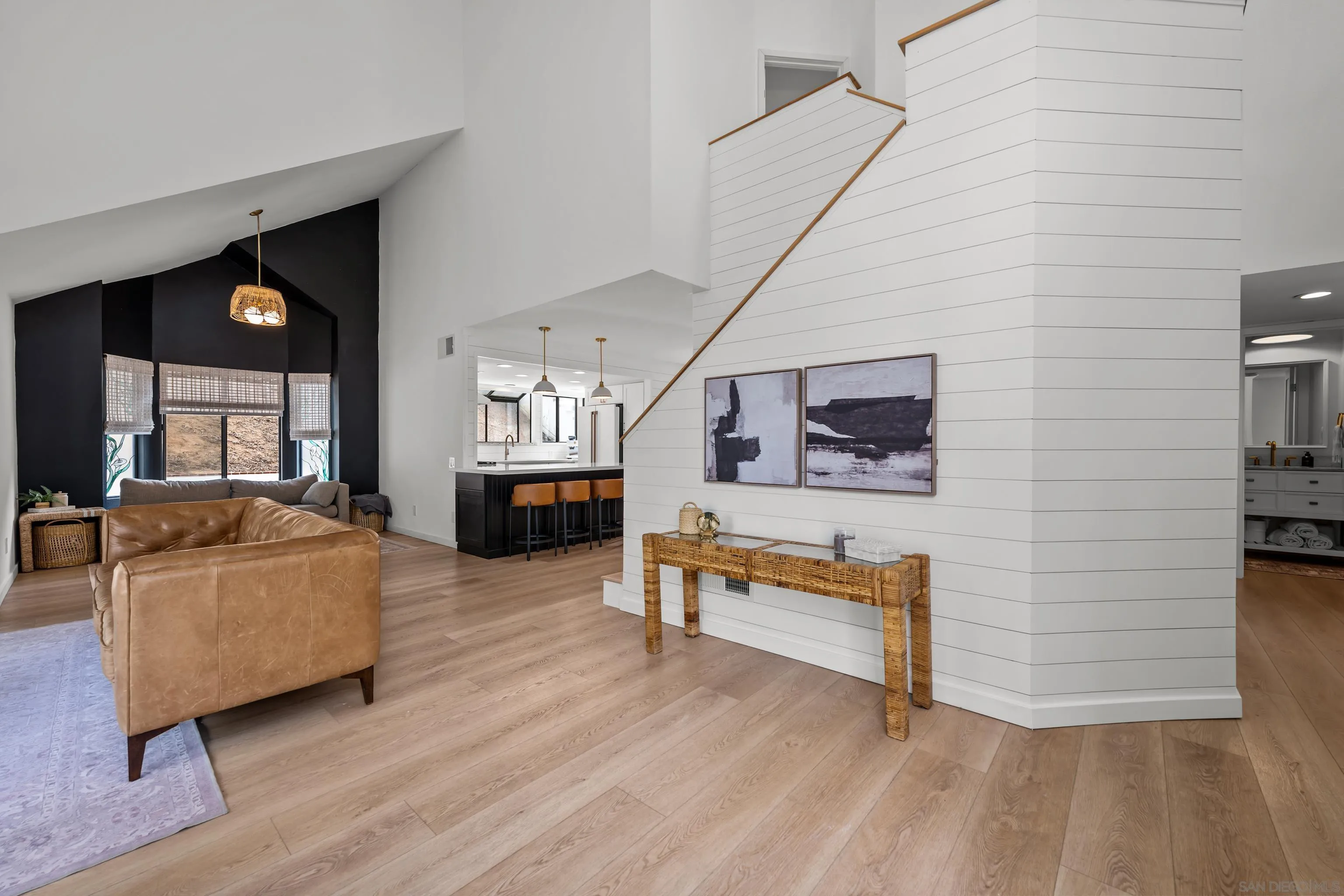 https://cdn.realtyfeed.com/cdn/127/250041175/2116784e35944e1a280f20431616a937.webp