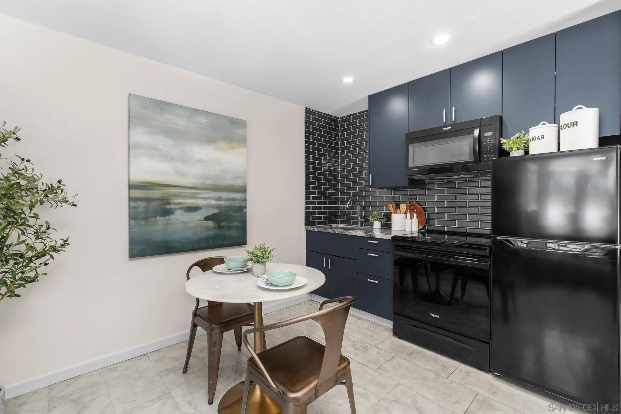 https://cdn.realtyfeed.com/cdn/127/250041182/10bb34ea1d6714a1a0e16ed3506098b7.webp