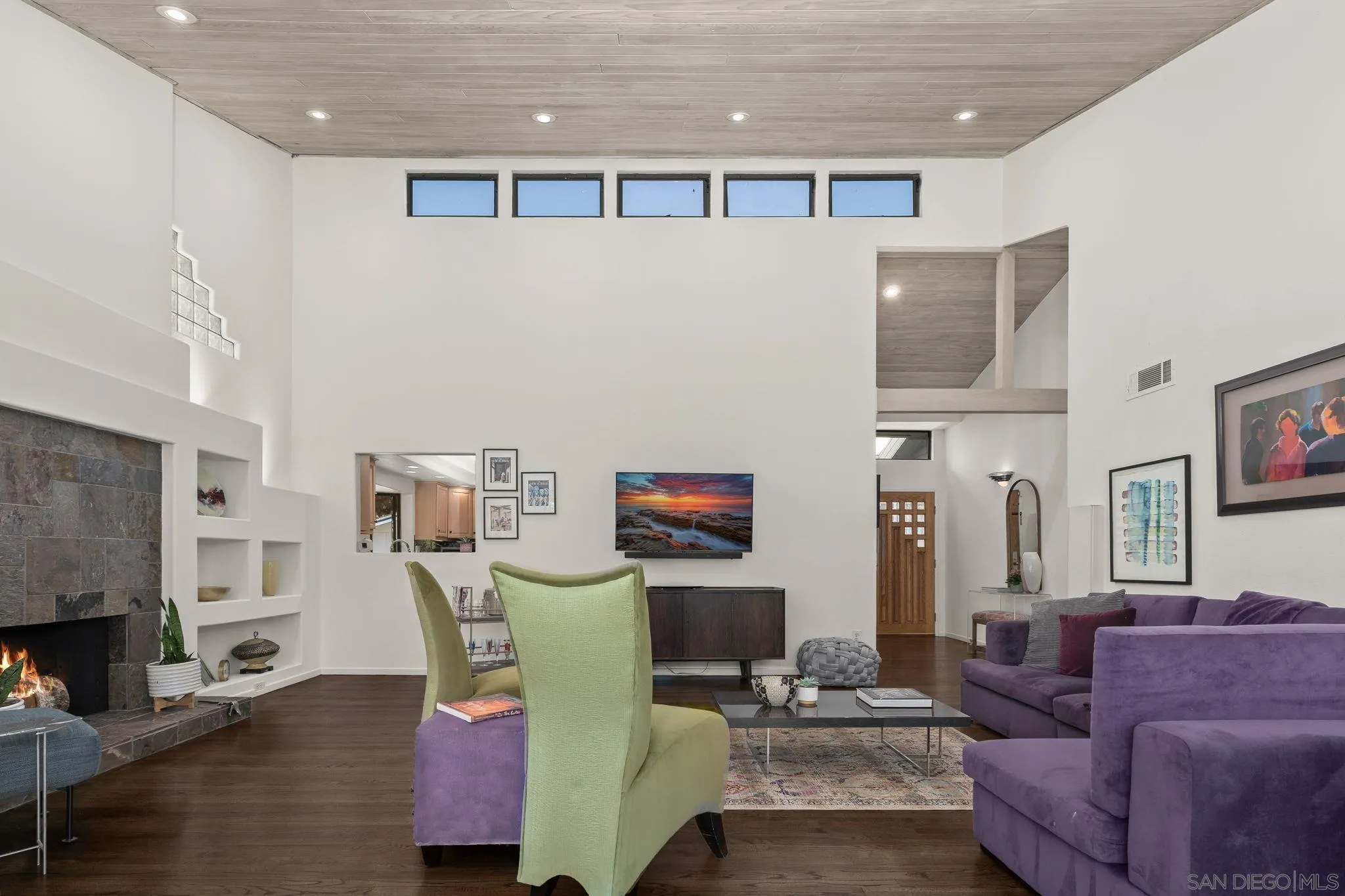 https://cdn.realtyfeed.com/cdn/127/250041182/14e145aaefc7f8aeb78d45fbd71e9482.webp