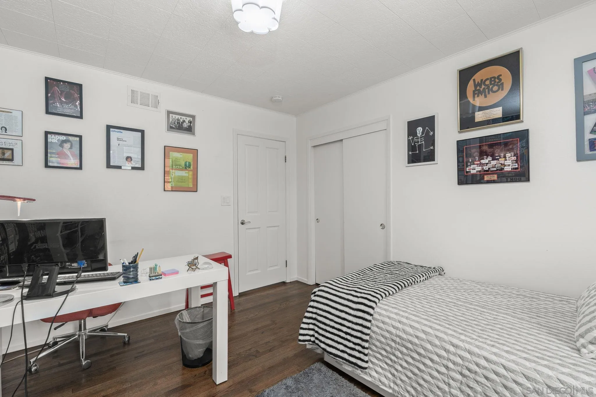 https://cdn.realtyfeed.com/cdn/127/250041182/5c67dc8c9d6afa4d052b125ccf9993d3.webp