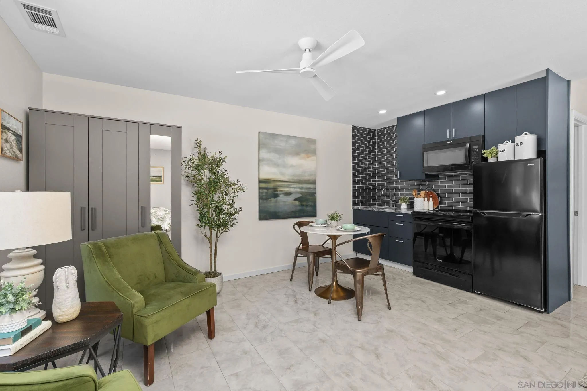 https://cdn.realtyfeed.com/cdn/127/250041182/b3471ee2722db8830c2ca1f062b0d9ea.webp