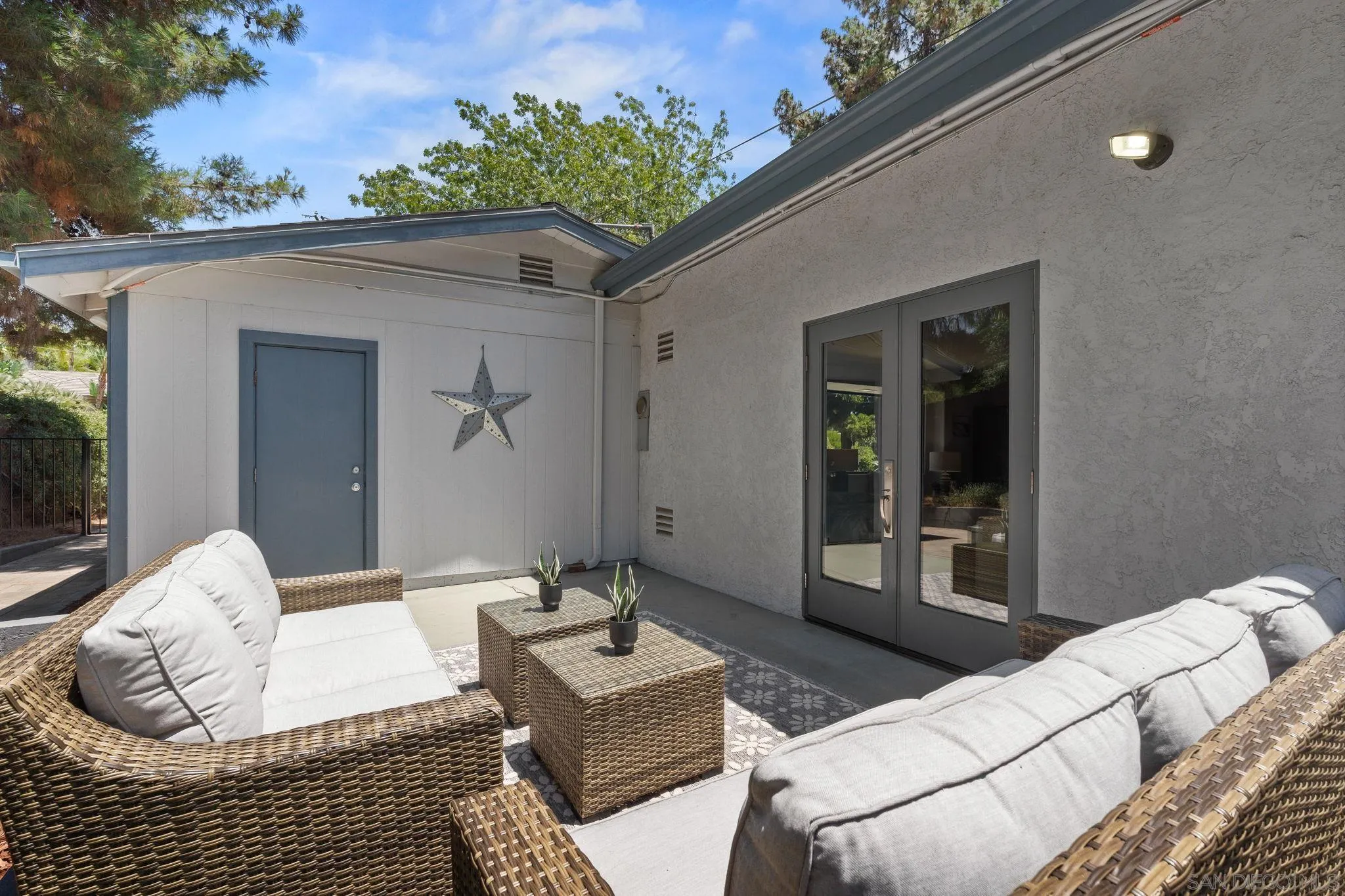 https://cdn.realtyfeed.com/cdn/127/250041182/e62afd1ef40d1c62f9839d3356c6d788.webp