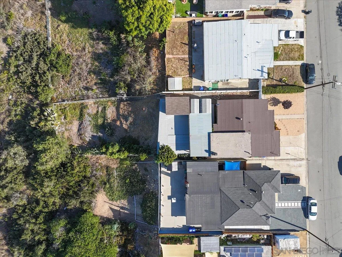 https://cdn.realtyfeed.com/cdn/127/250041185/b69bd39a2efcf605728f6e43c66f4b8a.webp