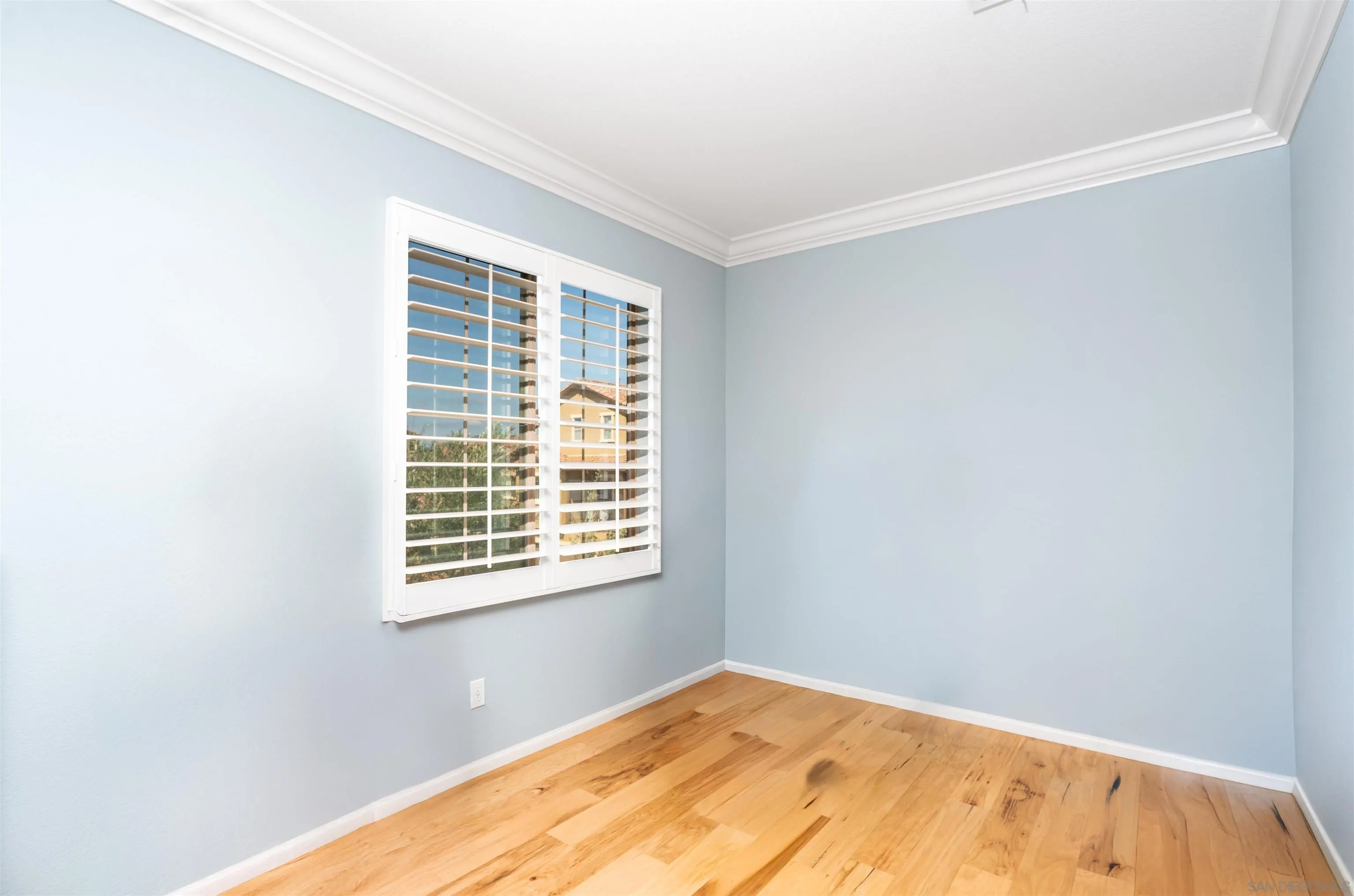 https://cdn.realtyfeed.com/cdn/127/250041186/98f78e5aa972038bbd2a48d8c64a8608.webp