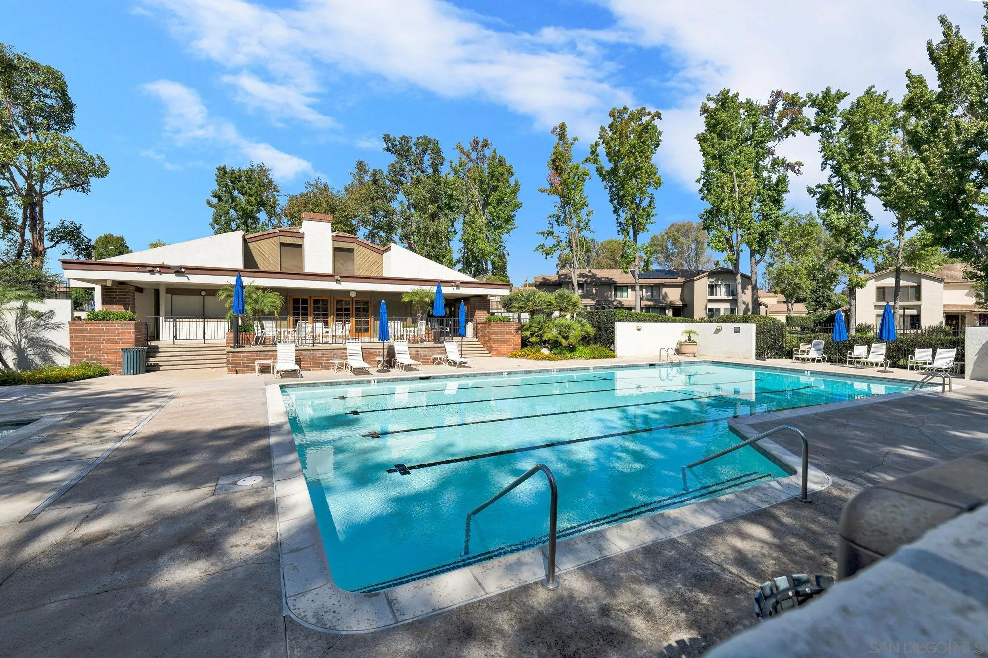 https://cdn.realtyfeed.com/cdn/127/250041190/16b5d7d25c91b2f7588df18ea0119d15.webp