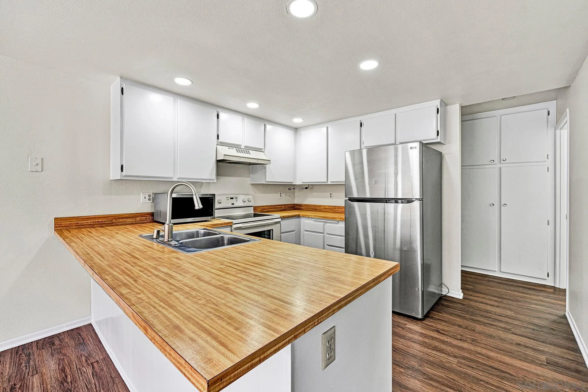 https://cdn.realtyfeed.com/cdn/127/250041190/cd6567ef1540a45e1a3e8b778065b7b7.webp