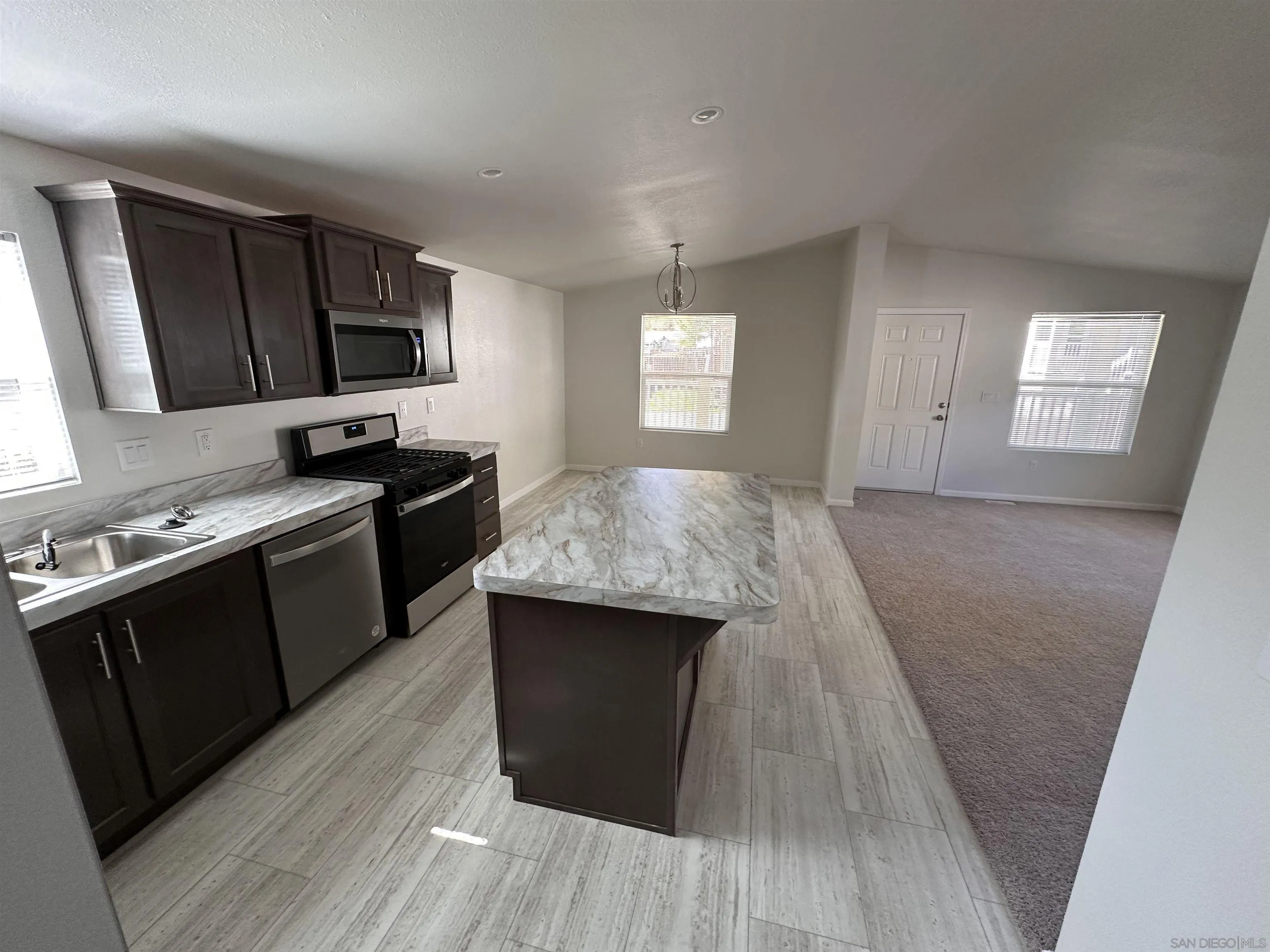 Crestline, CA 92325