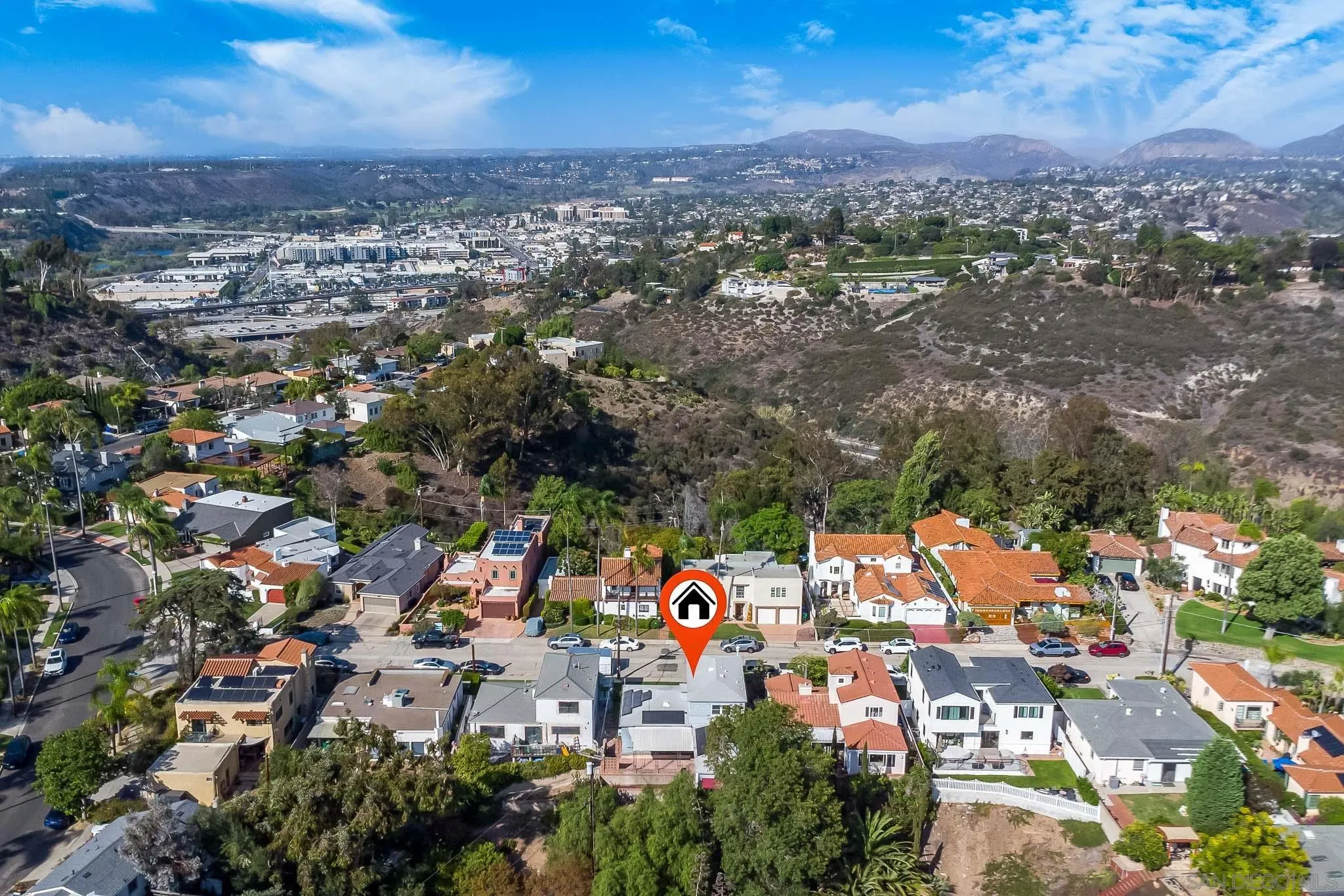 https://cdn.realtyfeed.com/cdn/127/250041195/4da4a33d08e04949ec21b14bcfae1ff6.webp