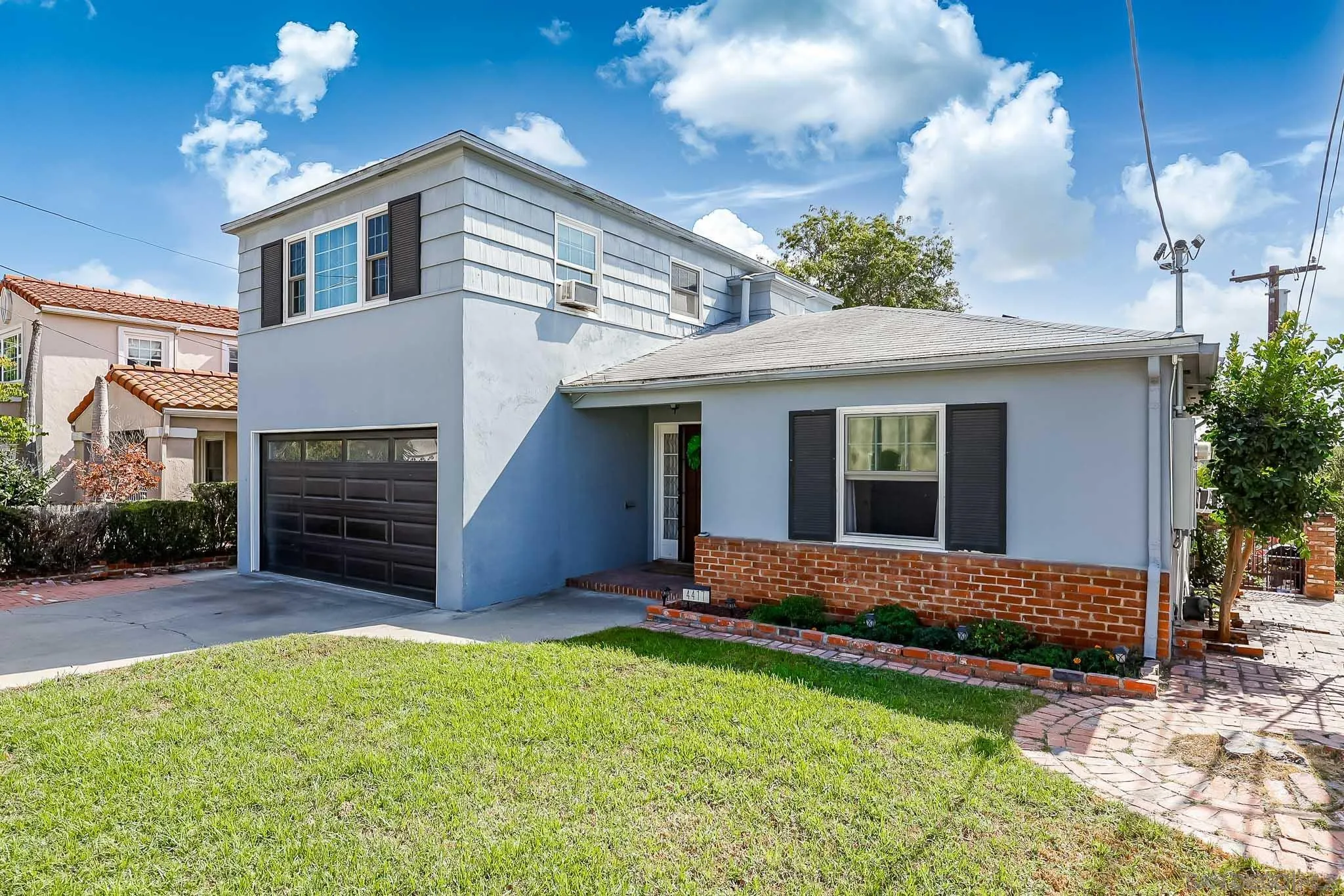 https://cdn.realtyfeed.com/cdn/127/250041195/73a355aac2f4ba81331eed23e748ae5a.webp
