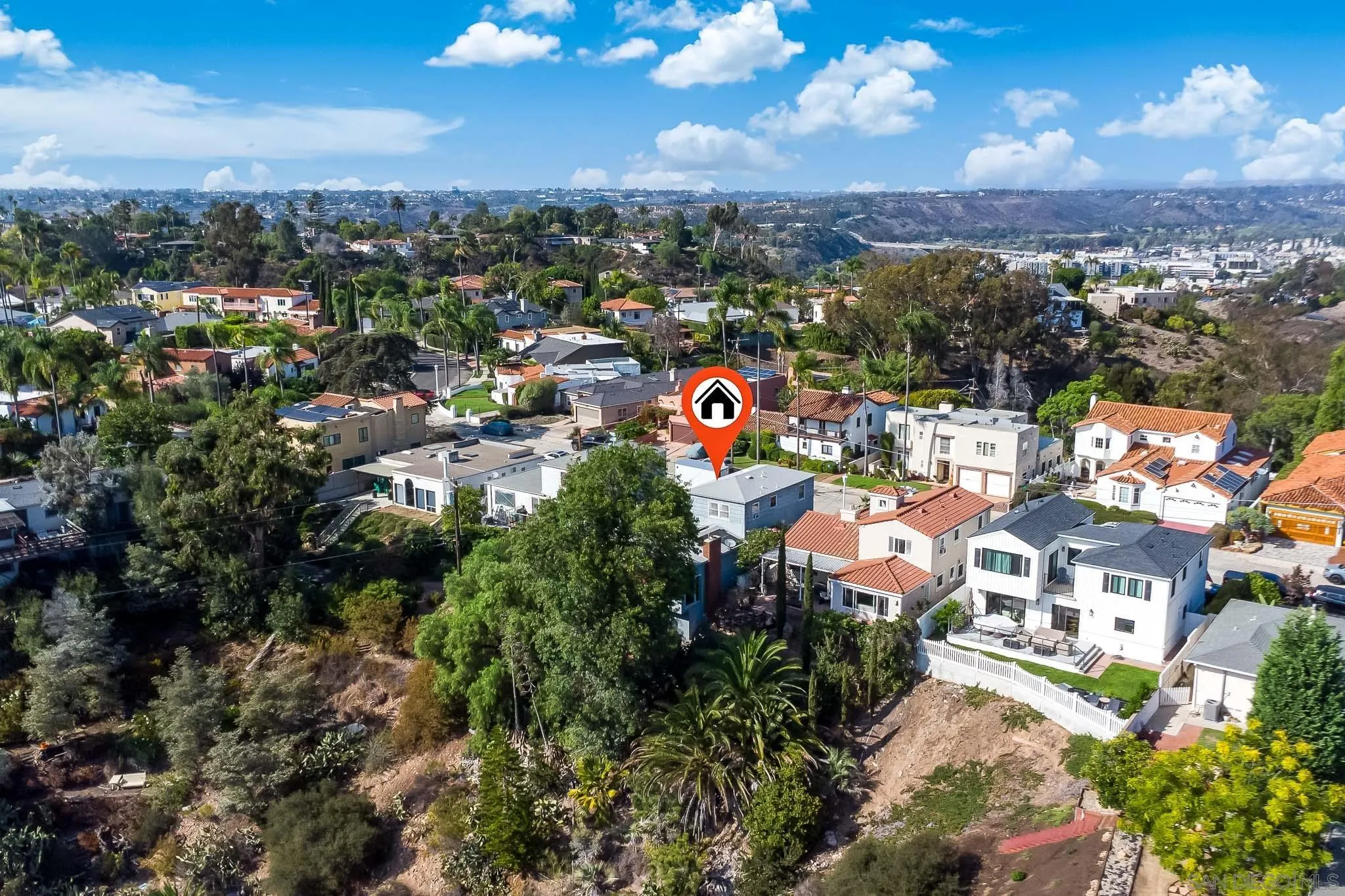 https://cdn.realtyfeed.com/cdn/127/250041195/dd7af107baee7b517ecd80d1d4a06d48.webp