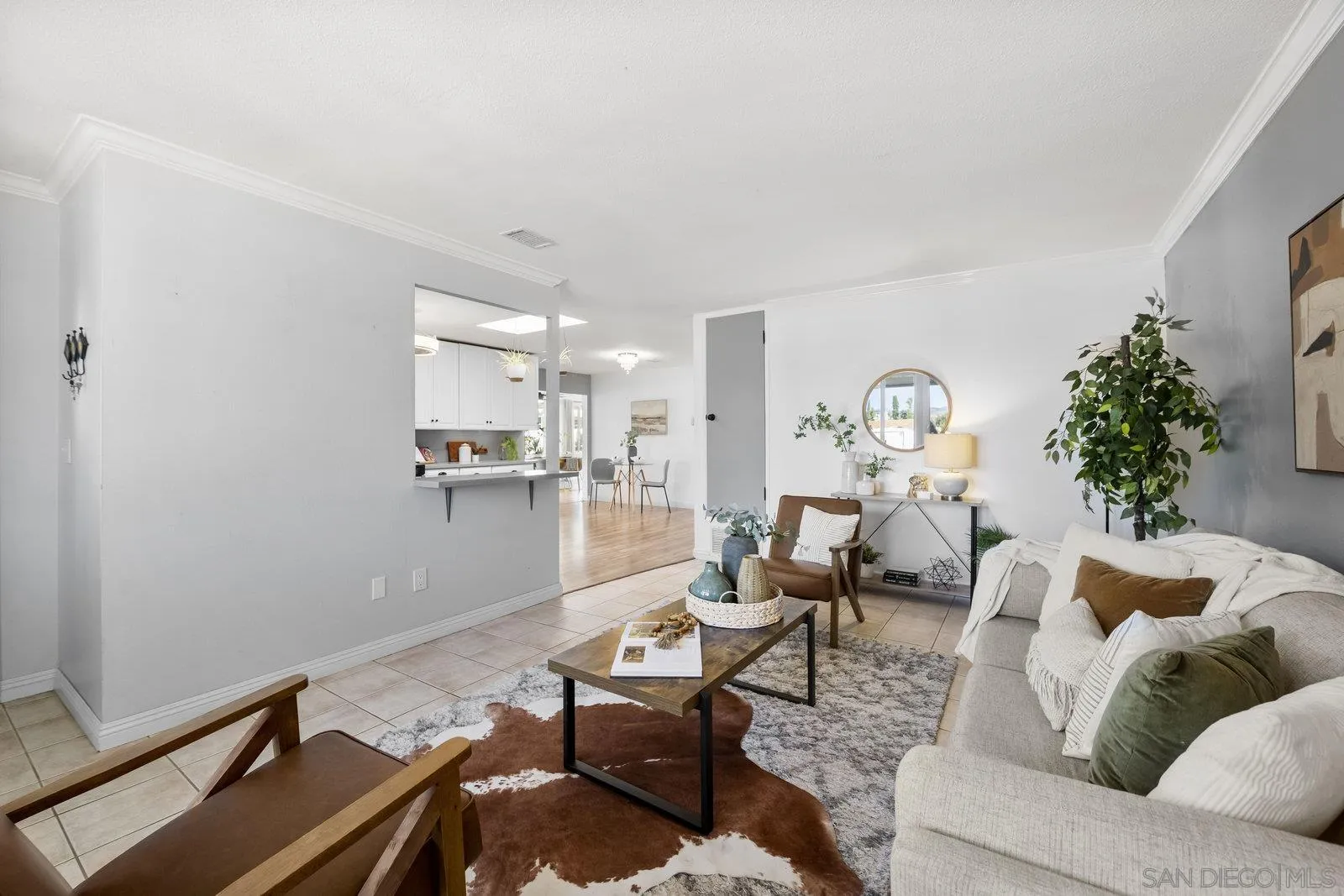 https://cdn.realtyfeed.com/cdn/127/250041196/18d06afd93892b2262ccd77c386a21ae.webp