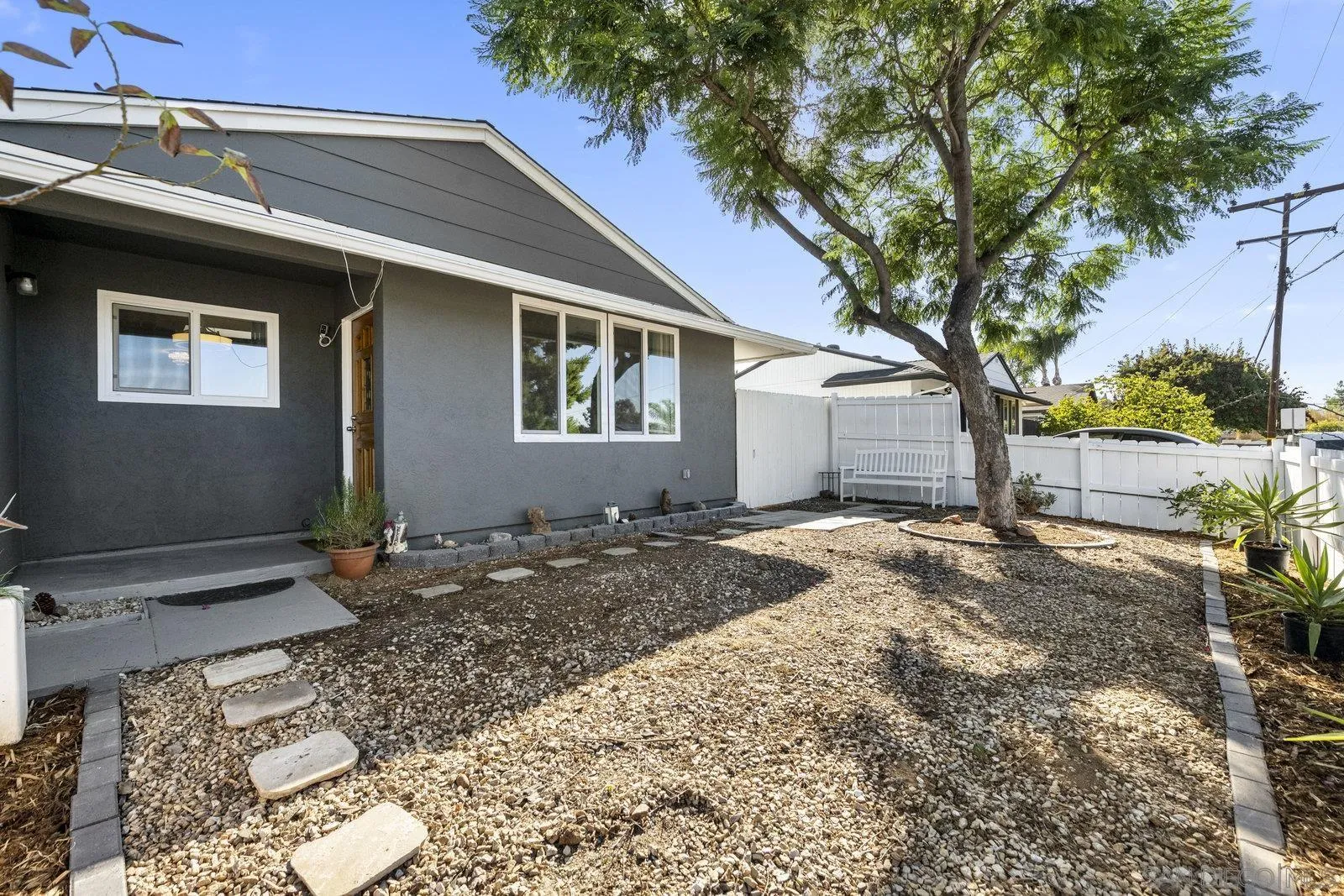https://cdn.realtyfeed.com/cdn/127/250041196/8bfd9708f65490801a6be8d49412459f.webp