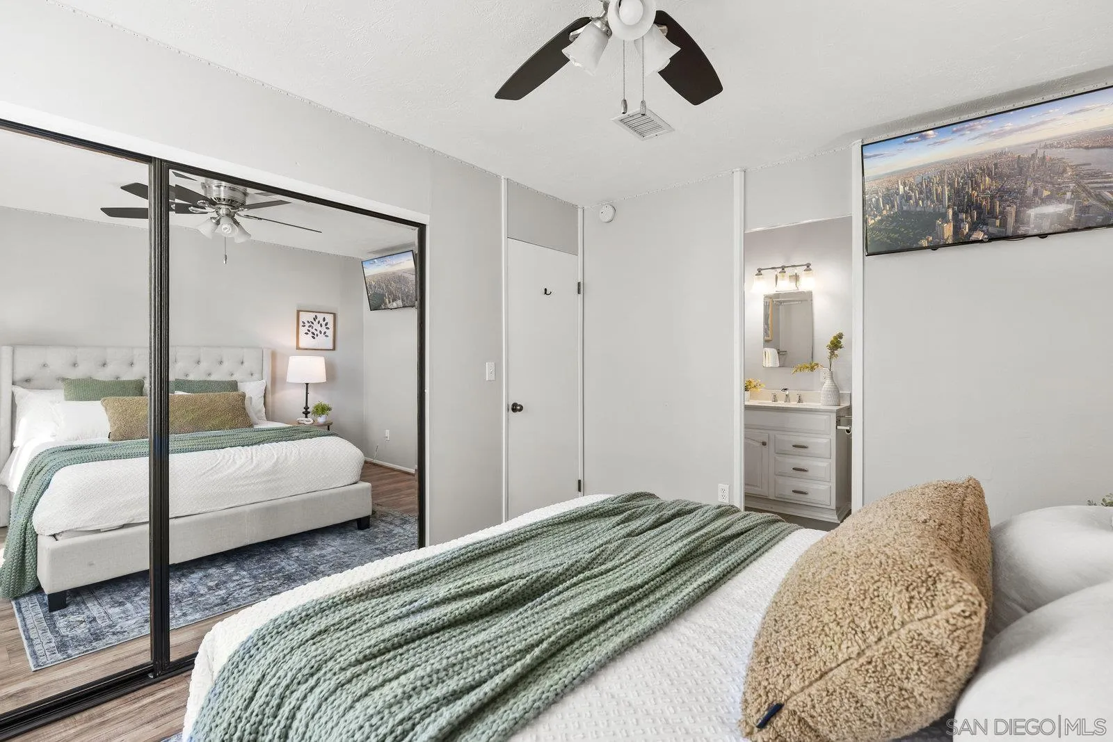https://cdn.realtyfeed.com/cdn/127/250041196/9b29aaebe28d5b573c628d5388f2fd3d.webp