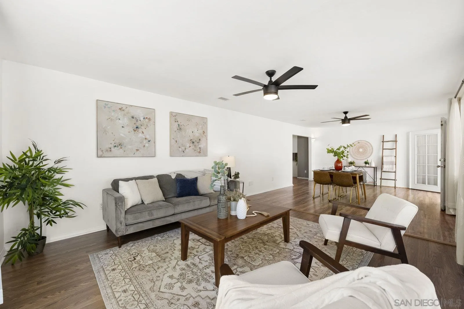 https://cdn.realtyfeed.com/cdn/127/250041196/b0417bb33120171e1cdc384e59eb0423.webp